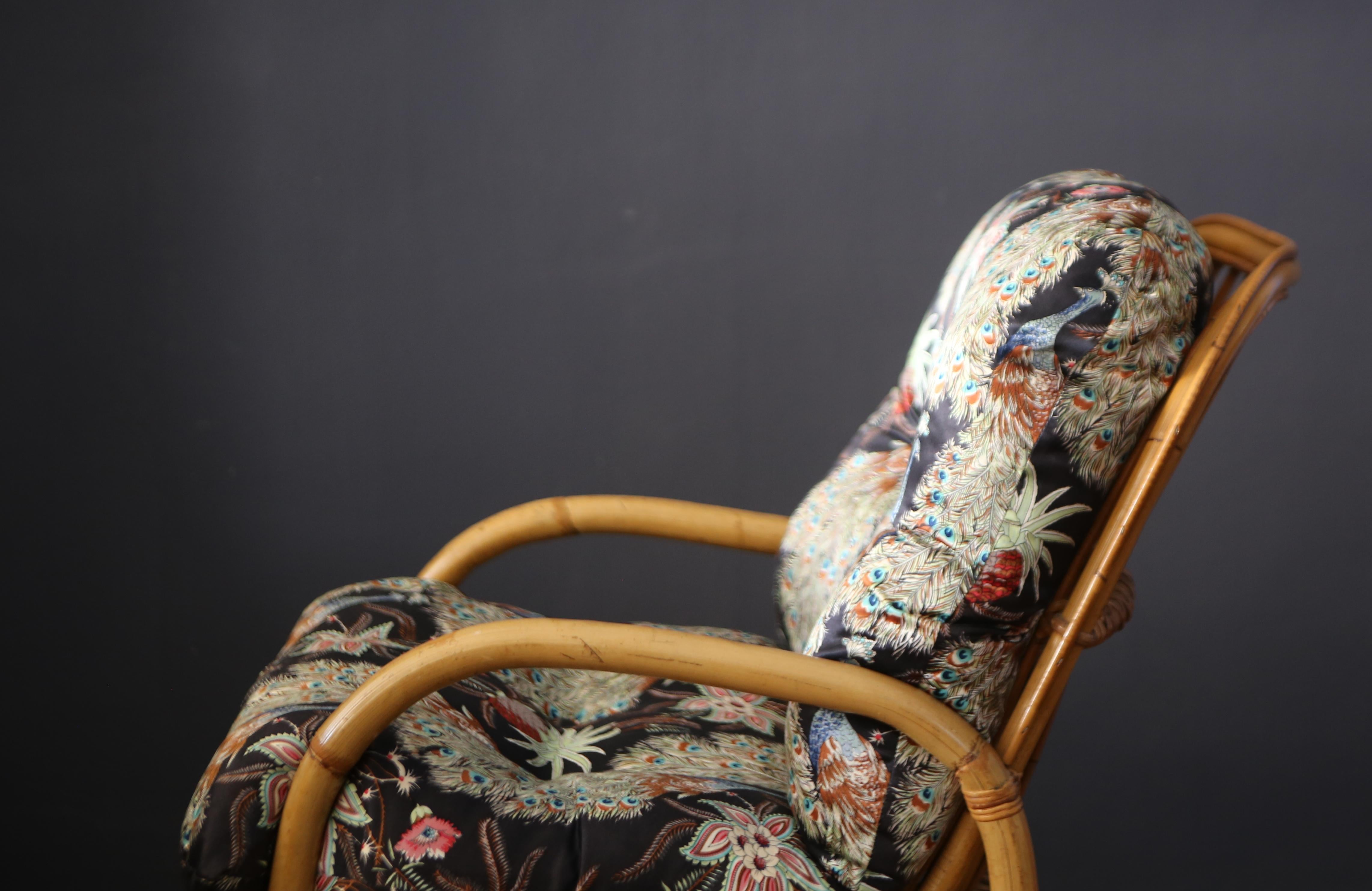Late 20th Century Bamboo armchair with silk cushions from the 1970s made in Italy For Sale