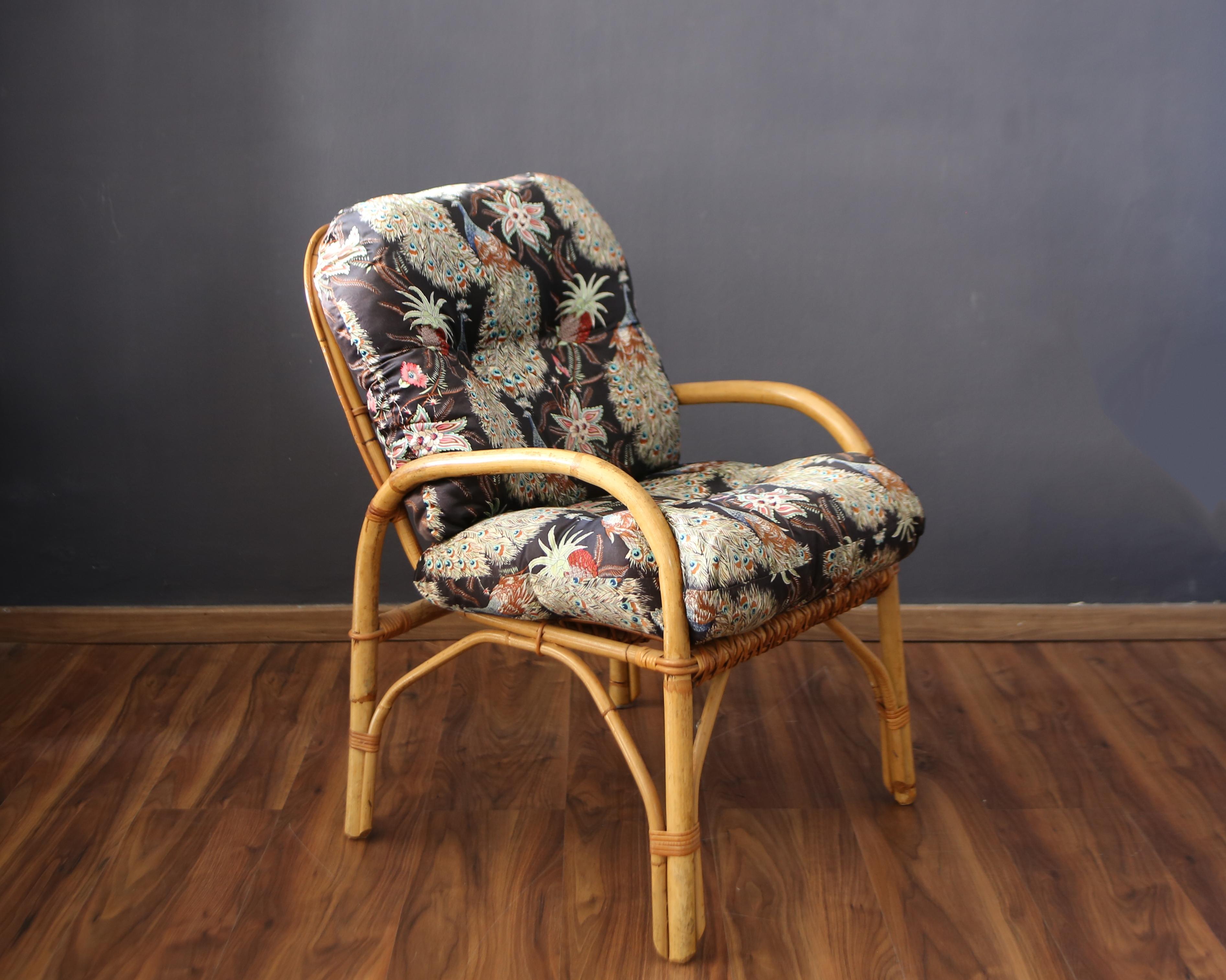 Bamboo armchair with silk cushions from the 1970s made in Italy For Sale 2