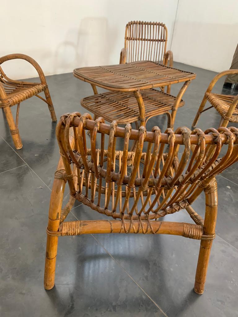 Fauteuils et table basses en bambou, années 1960, lot de 5 en vente 3