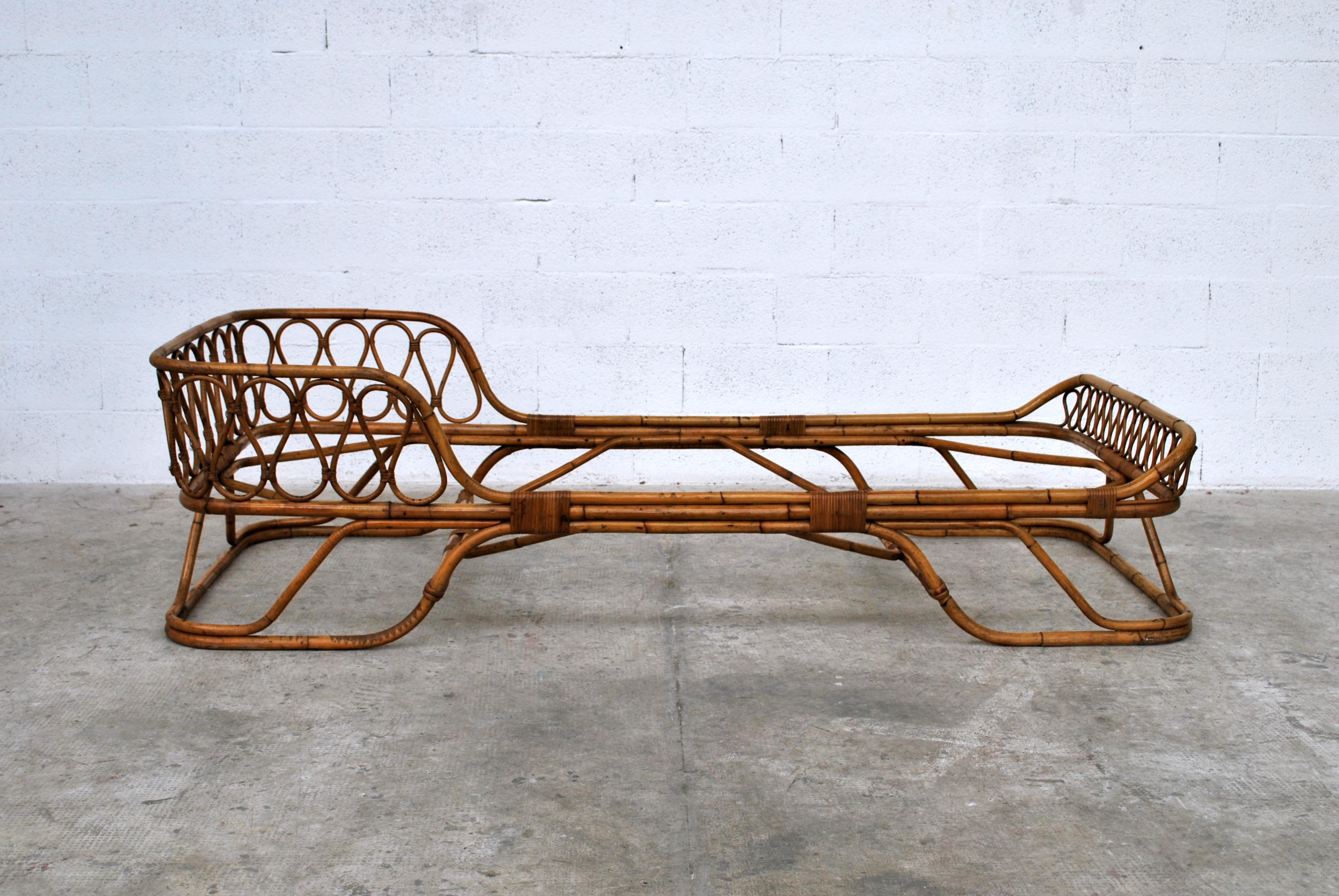 Mid-Century Modern Bamboo Bed by Tito Agnoli for Bonacina, Italy, 50's For Sale