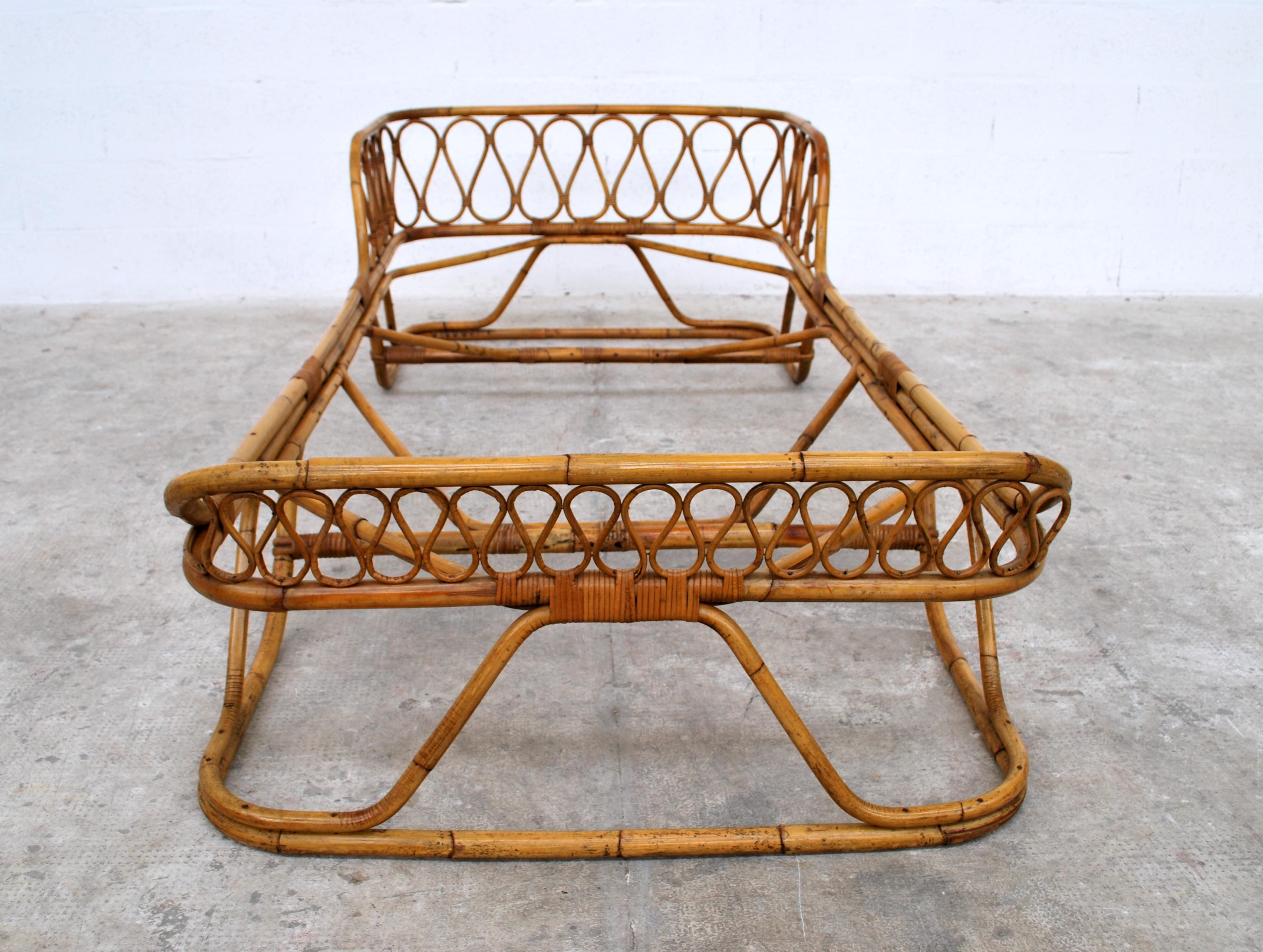 Bamboo Bed by Tito Agnoli for Bonacina, Italy, 50's In Good Condition For Sale In Padova, IT
