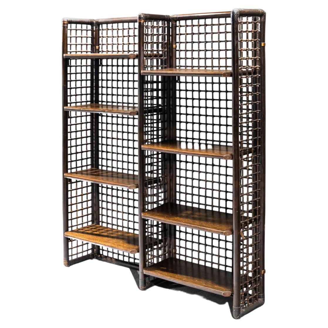 Afra e Tobia Scarpa
Bookcase Basilian 1 series
Bamboo and rattan structure
Manufactured by B&B Maxalto, 1975
Measures: cm 170 x 140 x 33.