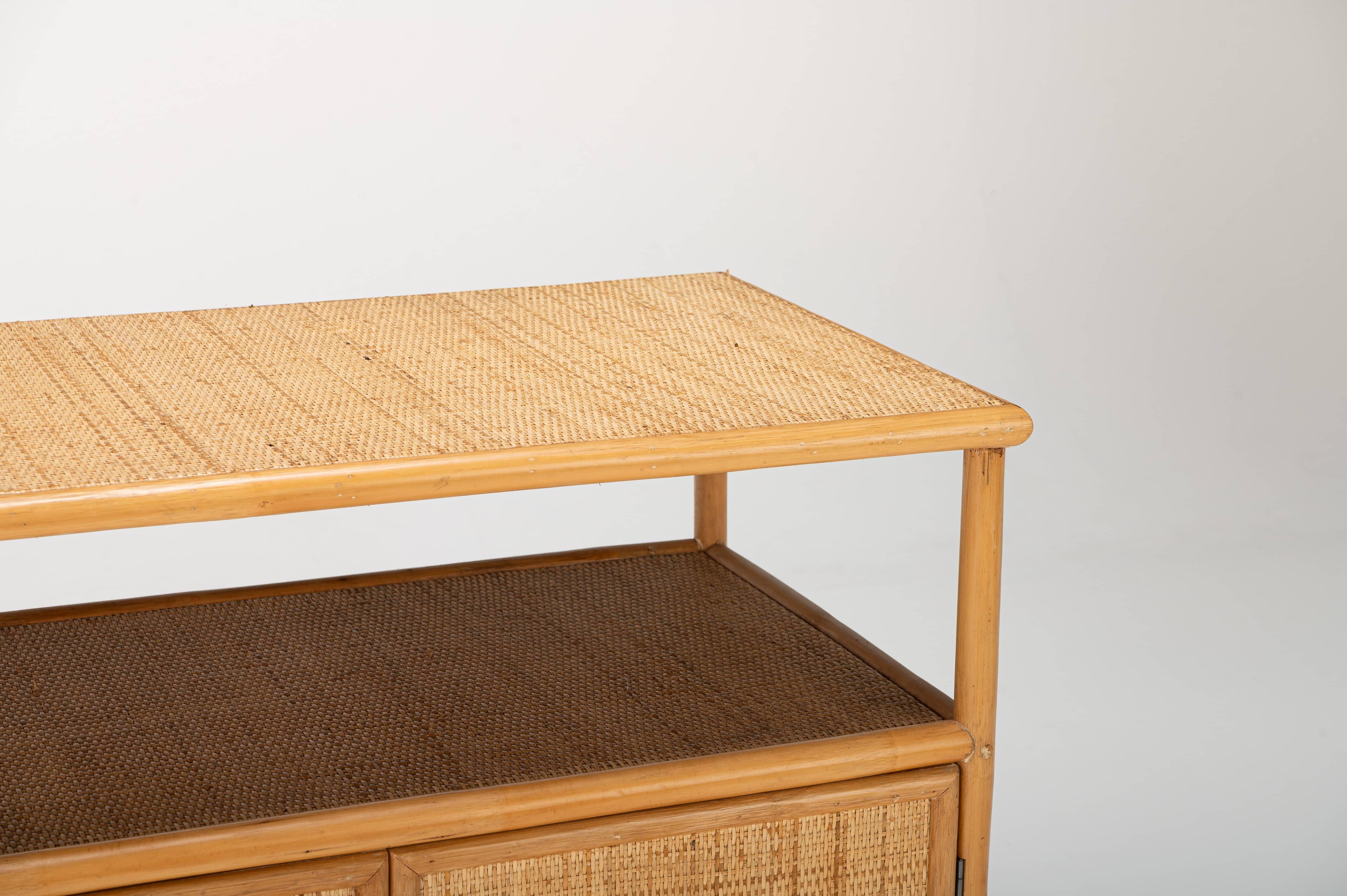 Credenza in bambù in vendita 1