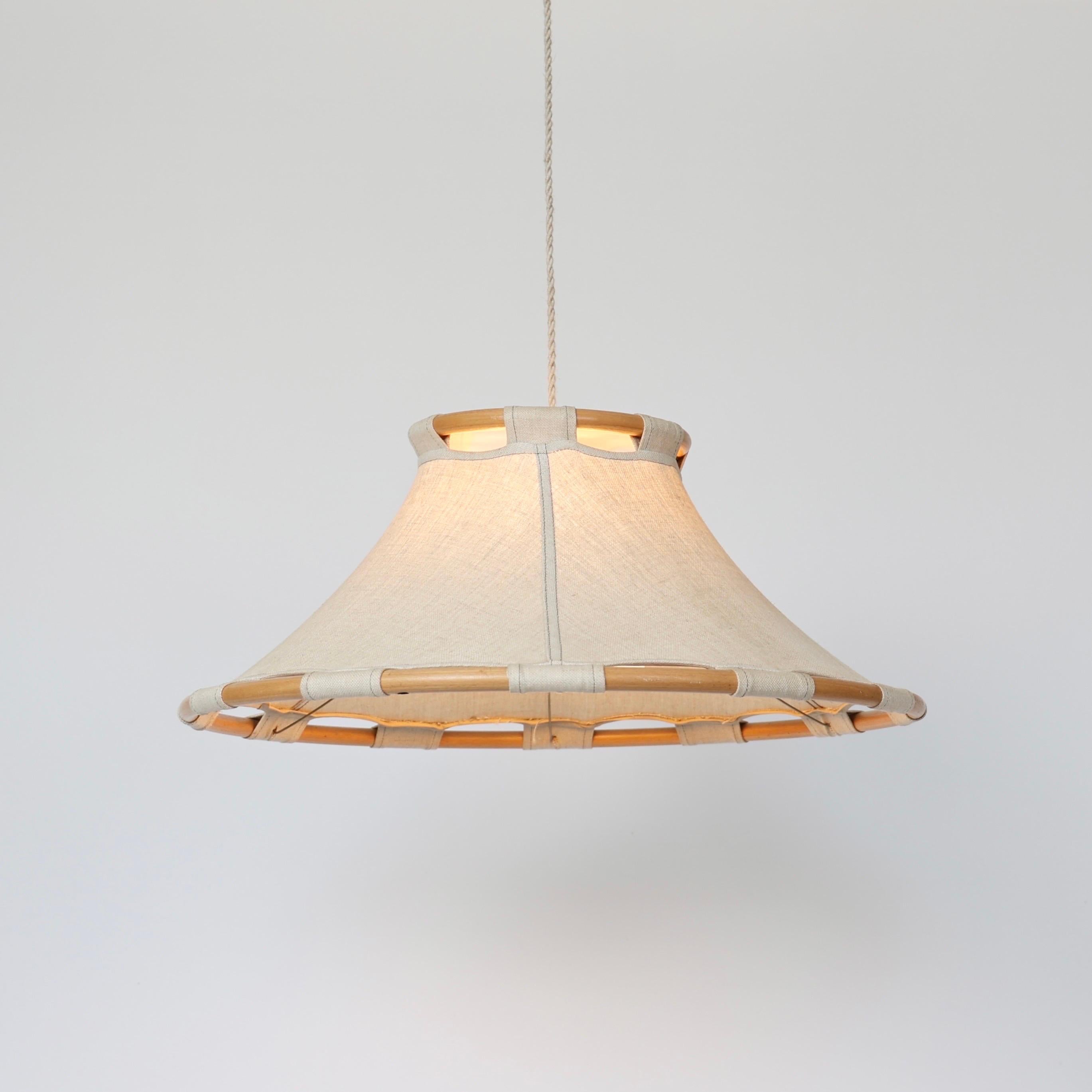Lampada a sospensione in bambù e tela di Anna Ehrner per Atelje Lyktan, anni '70, Svezia in vendita 4