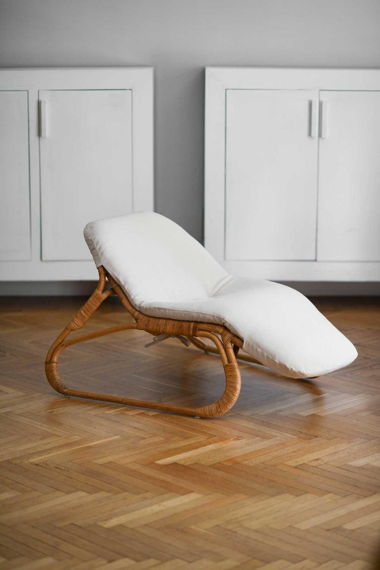 Bamboo Chaiselounge complete with cushion For Sale at 1stDibs