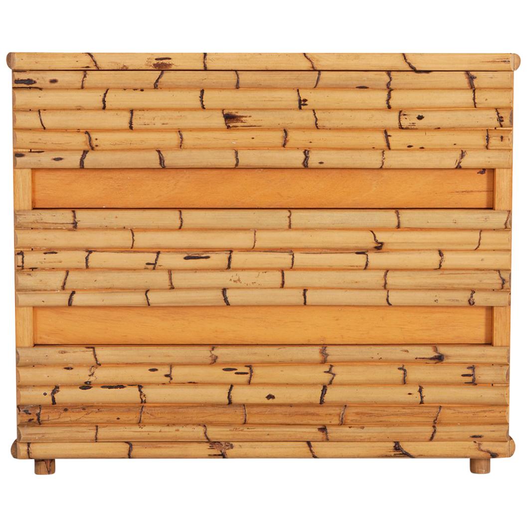 Tropical modern bamboo chest of drawers designed by Italian architect Venturini from Florence.
The high-quality piece made out of 3 larger drawers, finished with Bamboo.?
Would work well in a Gabriella Crespi inspired tropical Hollywood Regency