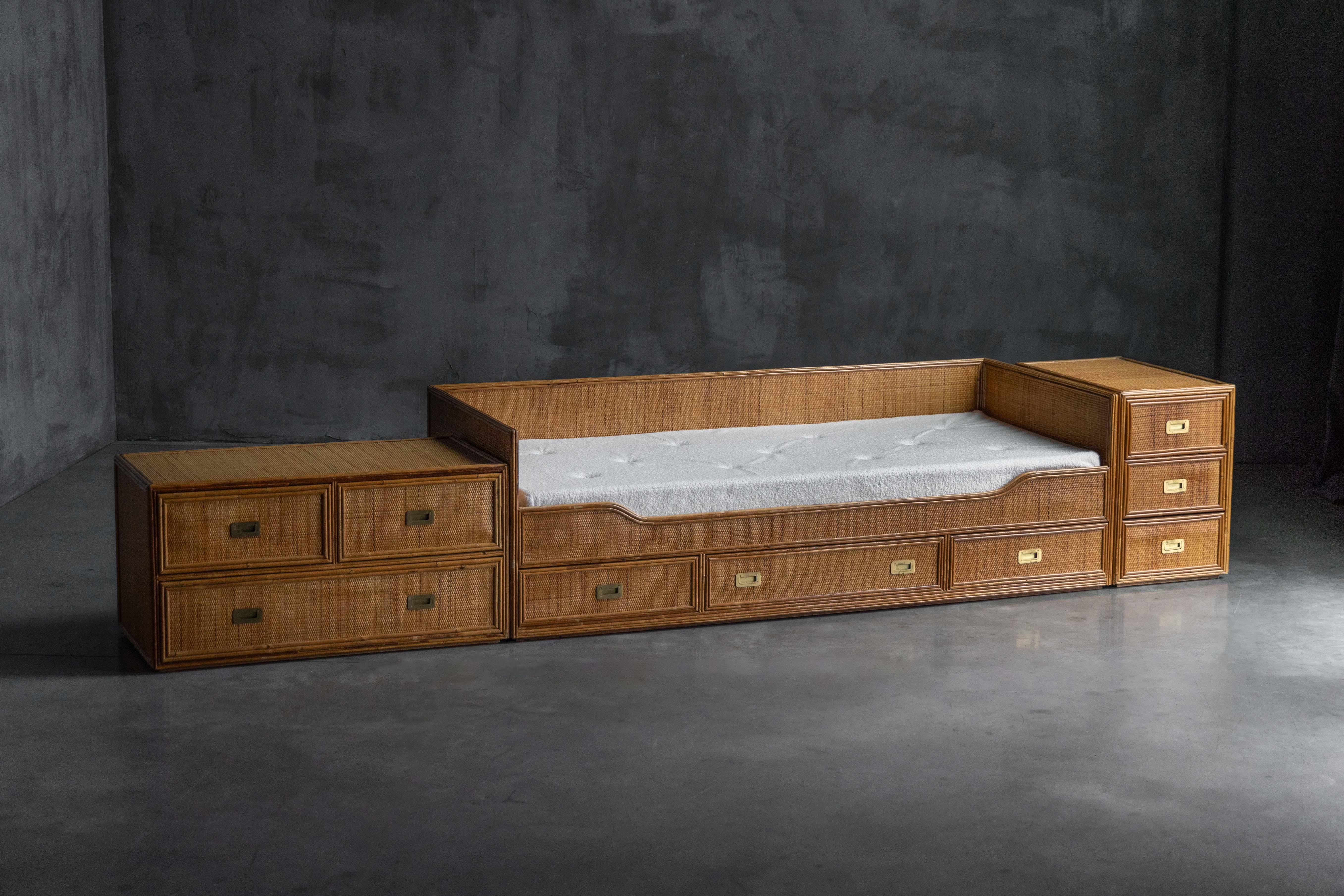 Italian Bamboo Chest of Drawers by Vivai del Sud, Italy, 1970s For Sale