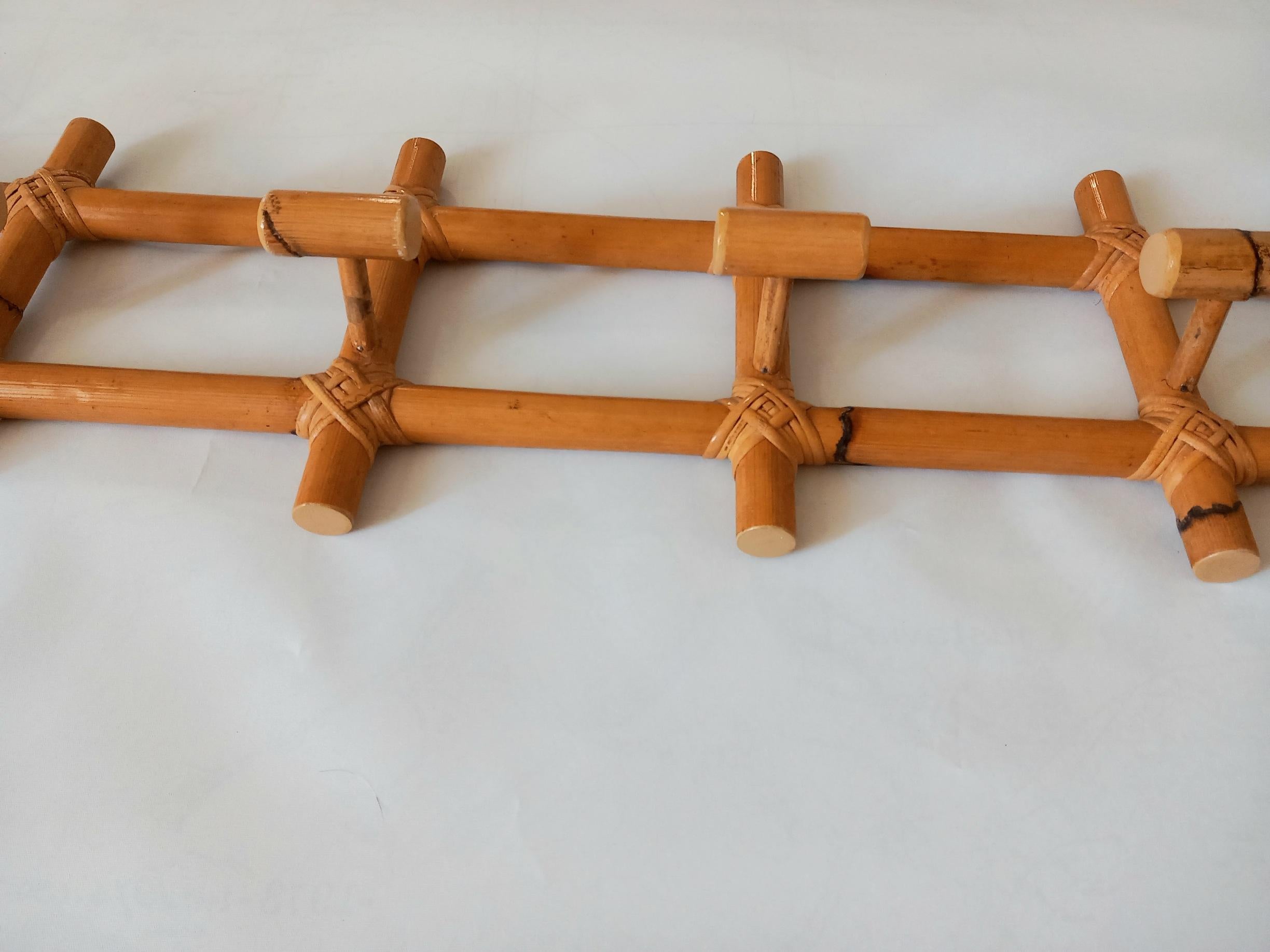 Spanish  Coat Rack Bamboo 6 Hangers Natural Color and Elegant Shape. Spain, Mid-Century For Sale