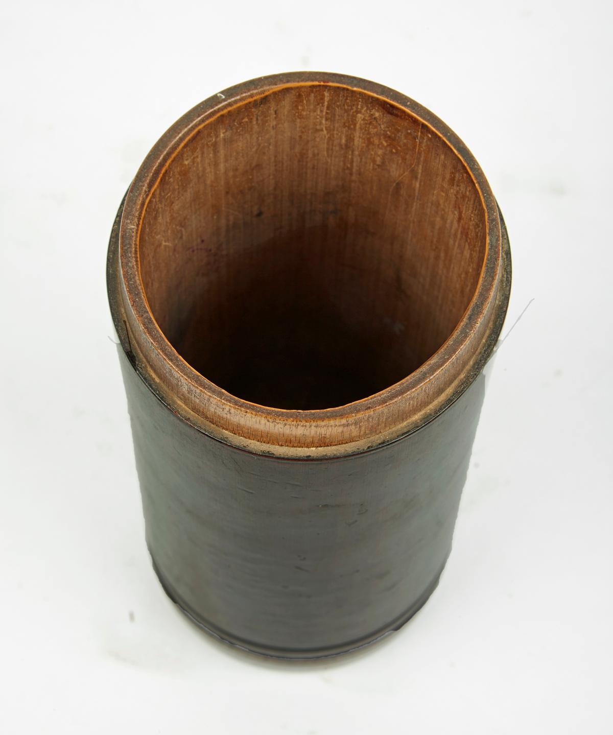 Bamboo Cylinder Container from Japan, Late 19th Century In Good Condition In New York, NY
