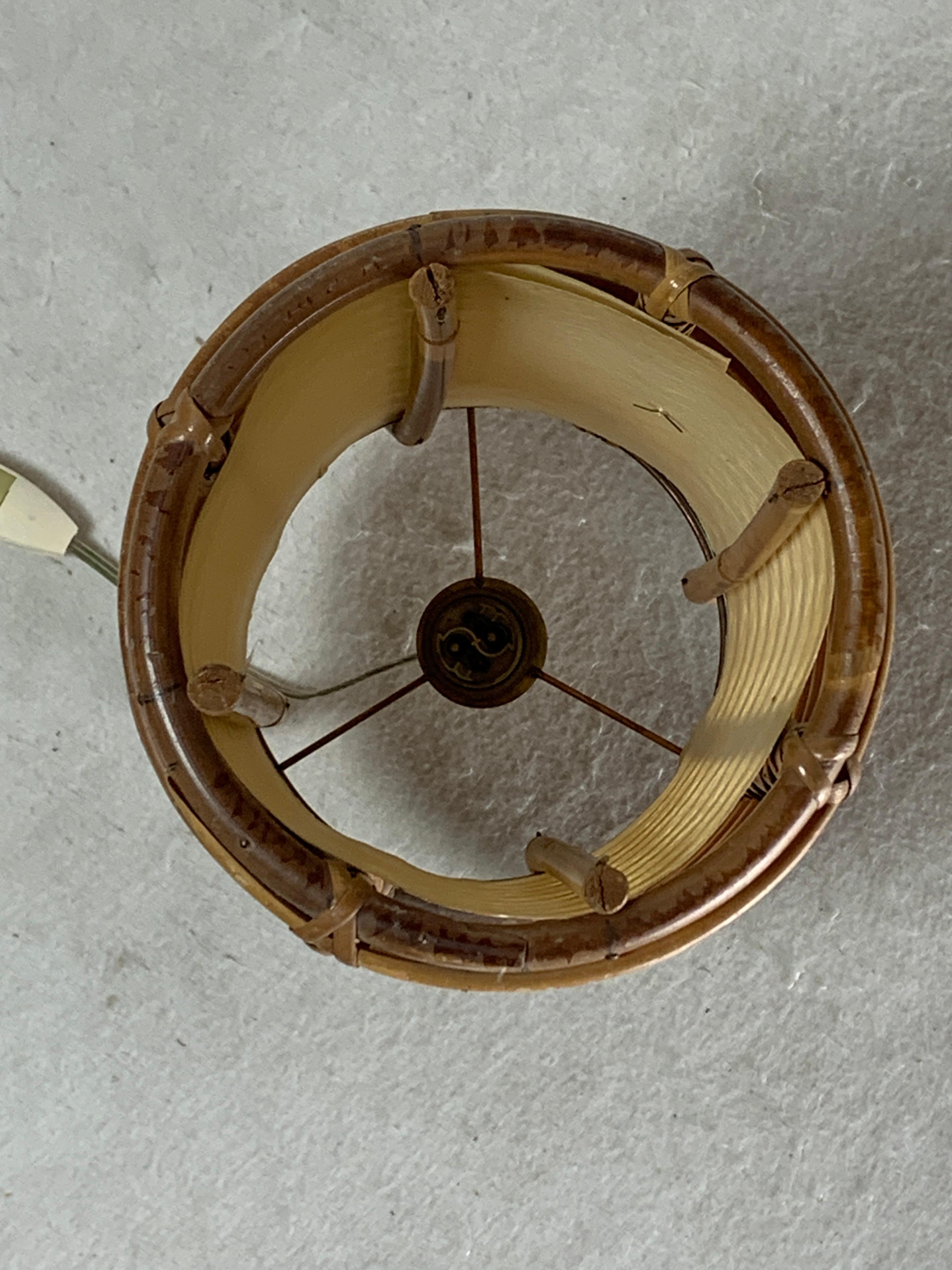 Lámpara de mesa cilíndrica de bambú de Louis Sognot, Francia Años 50 Bambú en venta