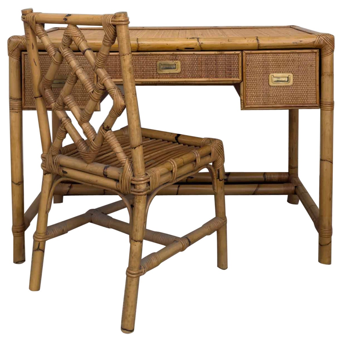 Schreibtisch und Stuhl aus Bambus - 1970er Jahre im Angebot