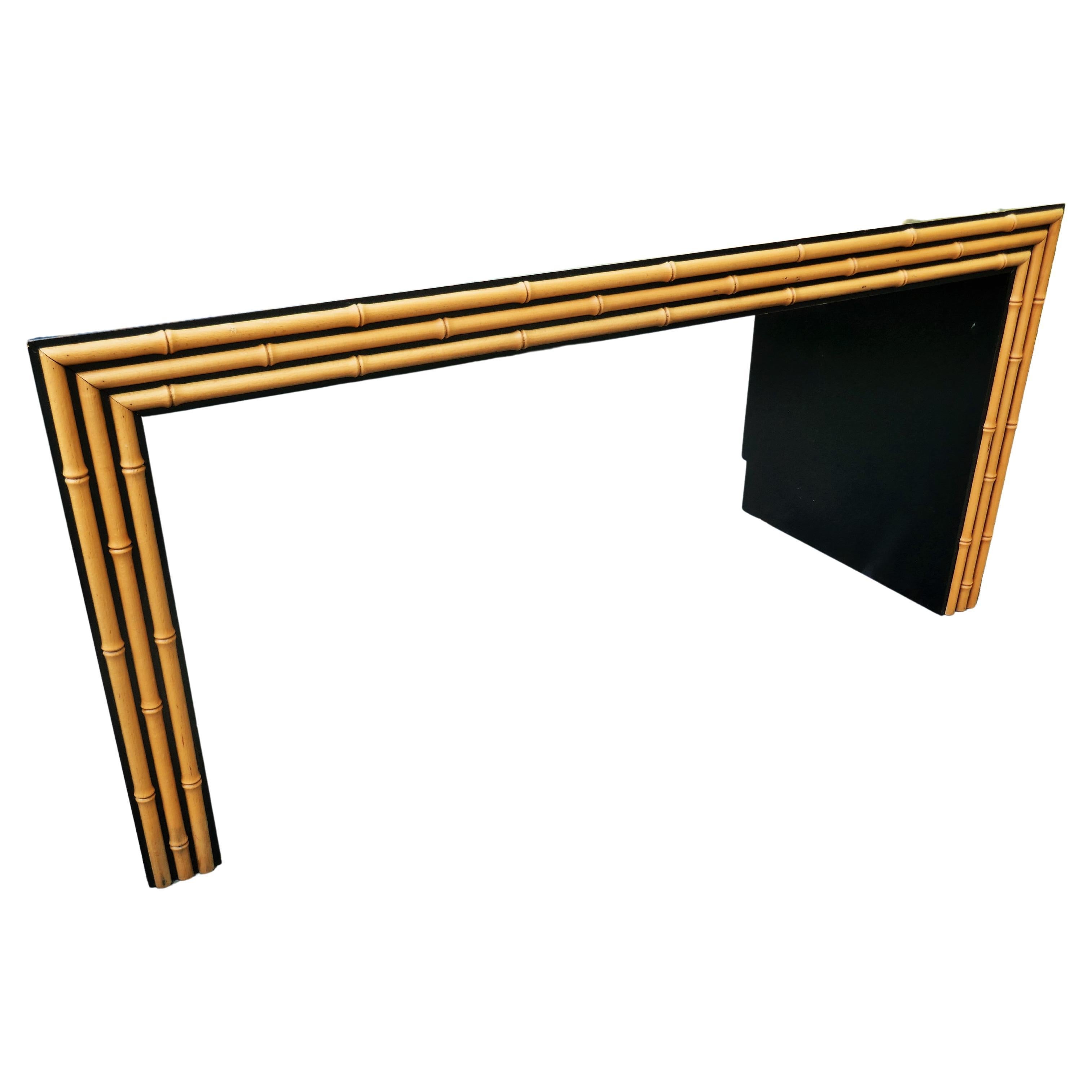 Bamboo desk or console (Moderne) im Angebot