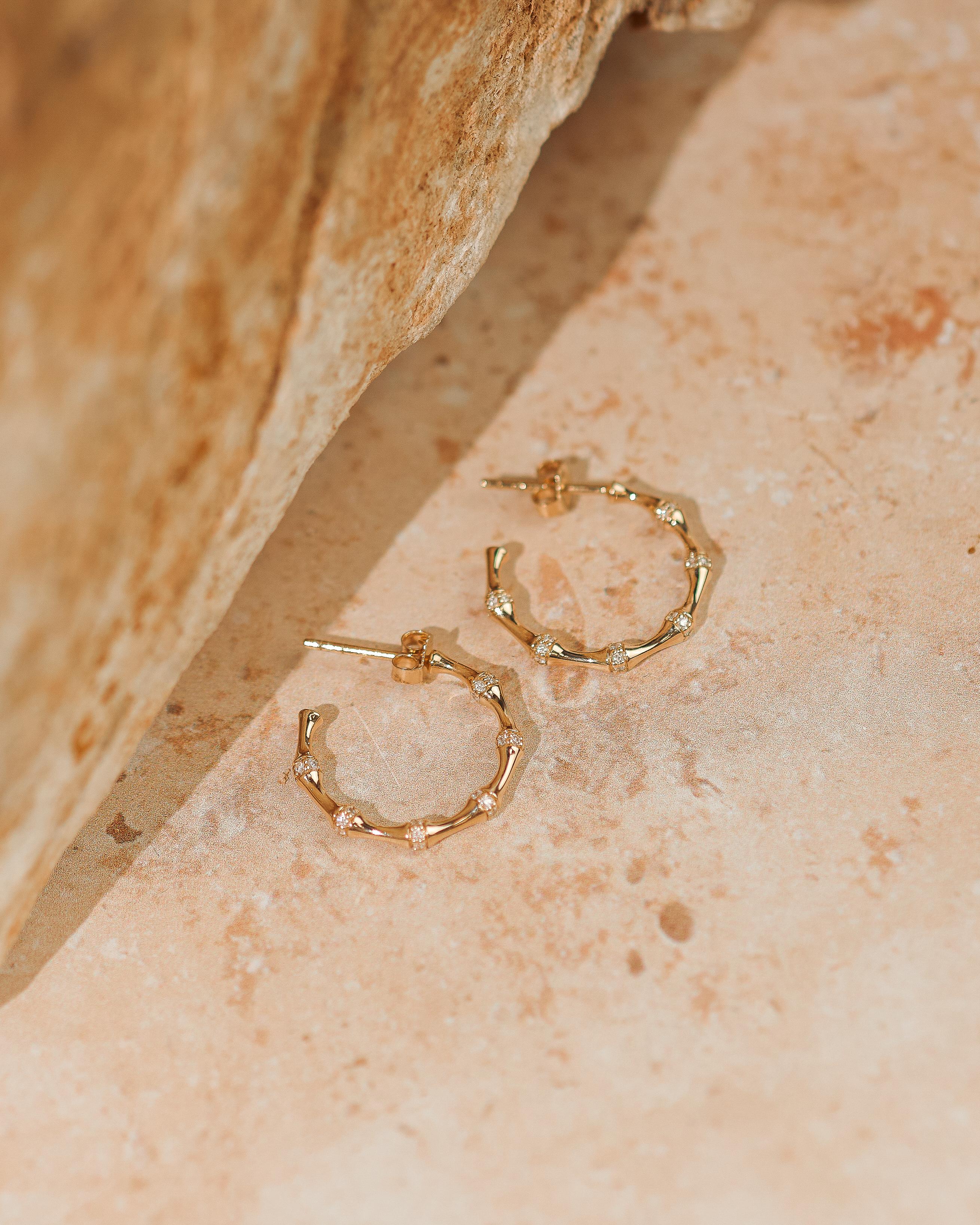 Orecchini a cerchio con diamanti di bambù In condizioni Nuovo in vendita a Woodland Hills, CA