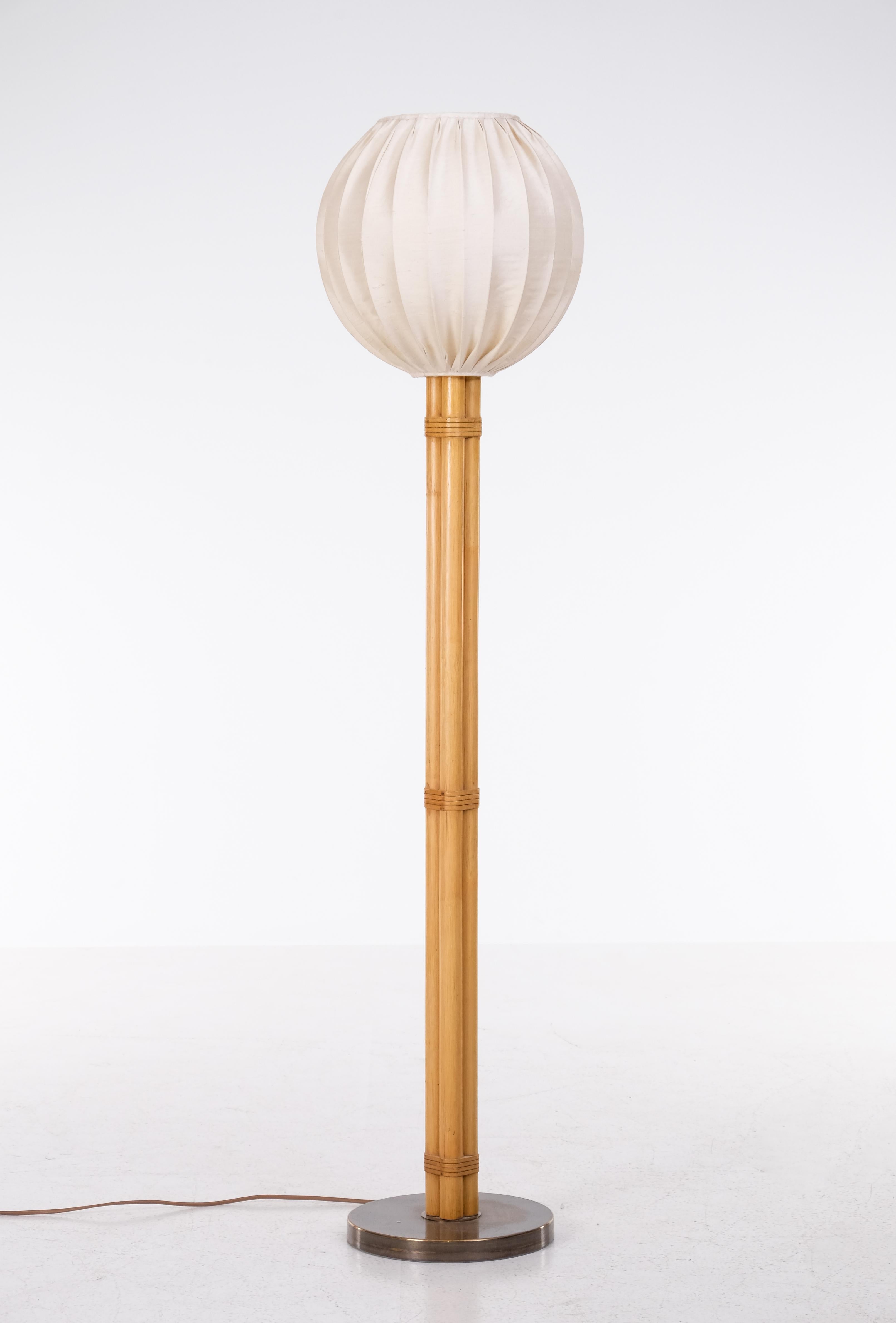 Scandinavian Modern Bamboo Floor Lamp G-105 by Bergboms, Sweden, 1970s For Sale