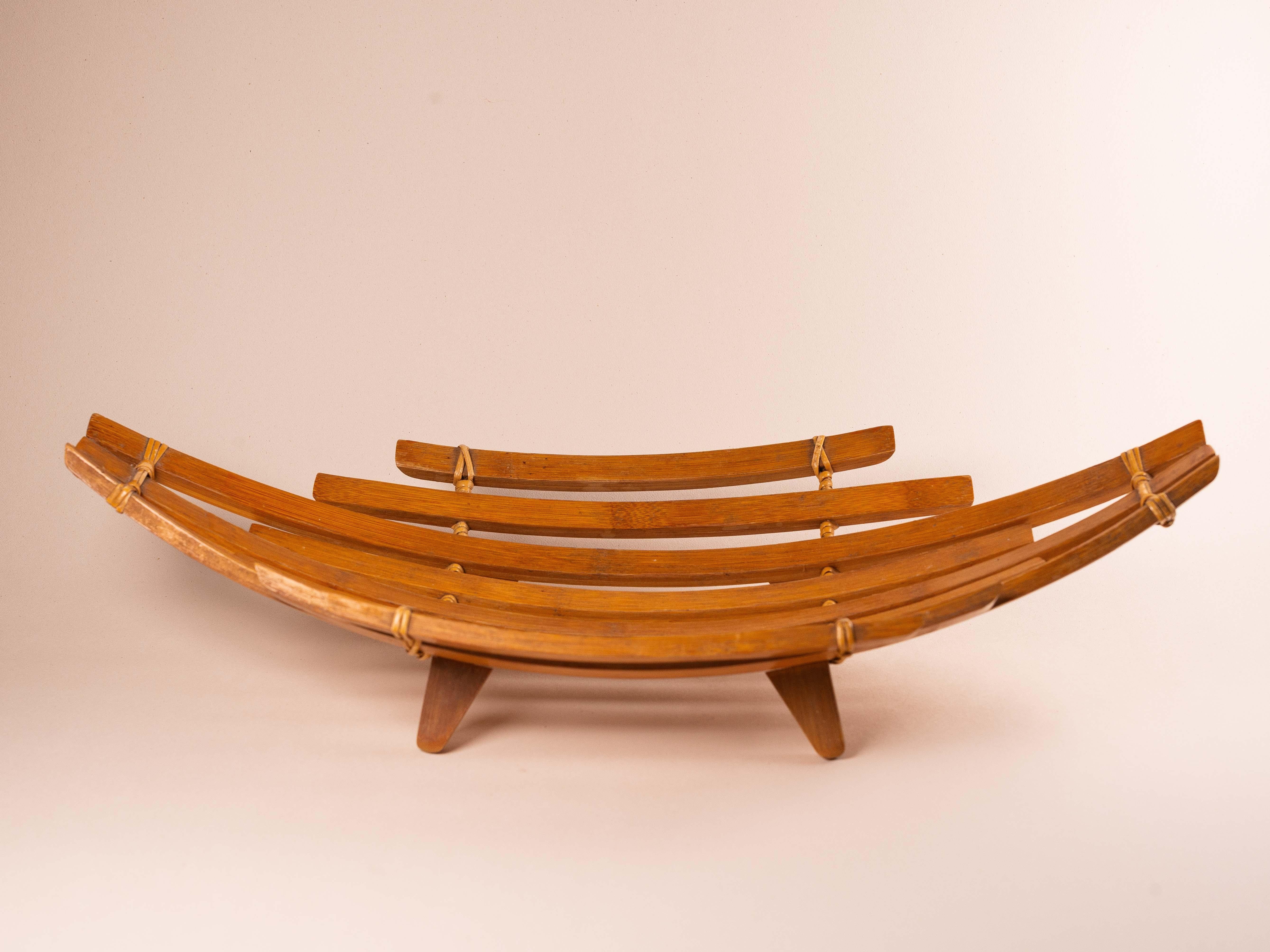 Fait main Bol à fruits en bambou, design scandinave des années 1970 en vente