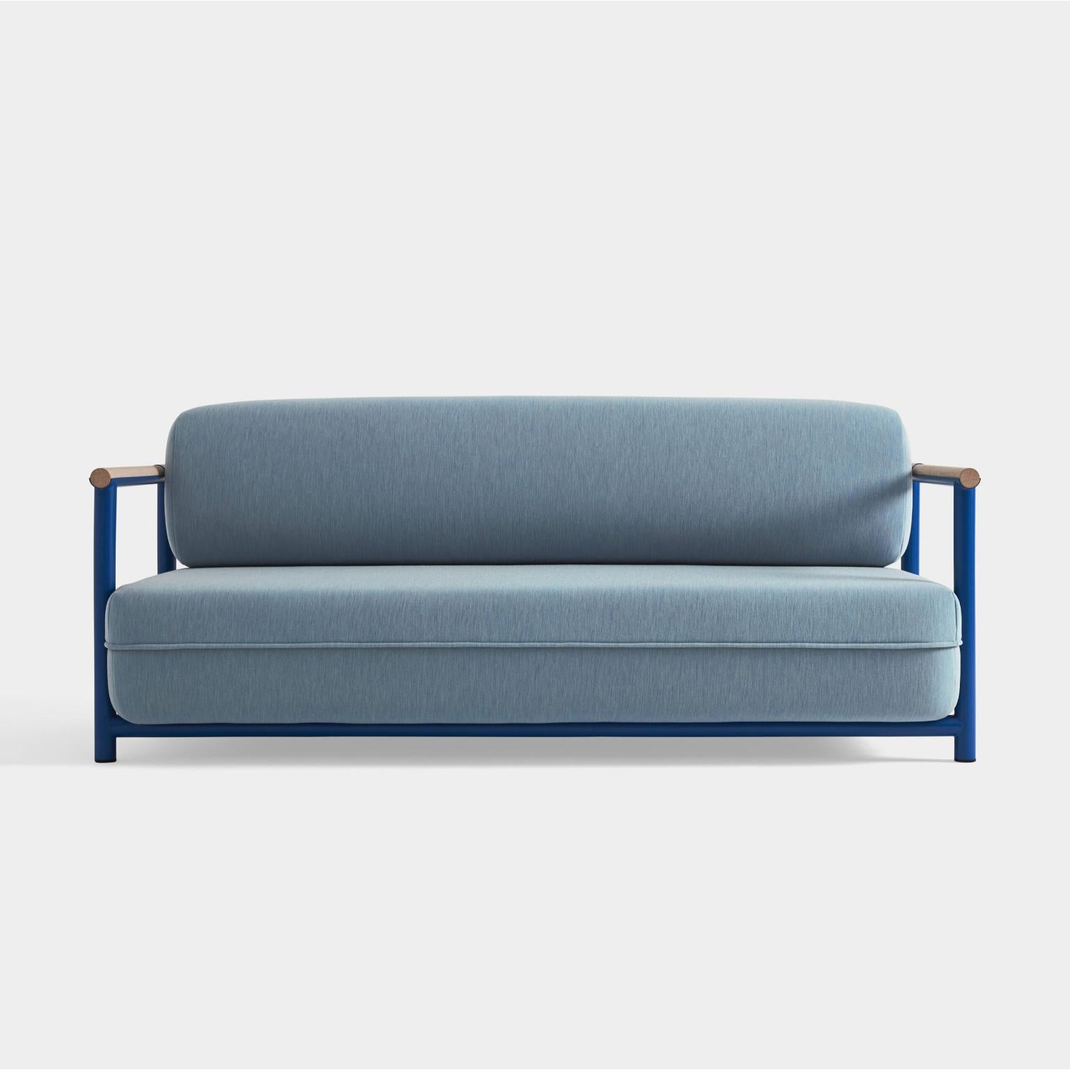 Sofá de interior Bambú de Pepe Albargues
Dimensiones: An 200 x Pr 93 x Al 83 cm
Materiales: Hierro, madera de banco, madera de pino.



Bambú es una colección compuesta por un sillón y un sofá inspirados en los bosques de bambú. Su estructura