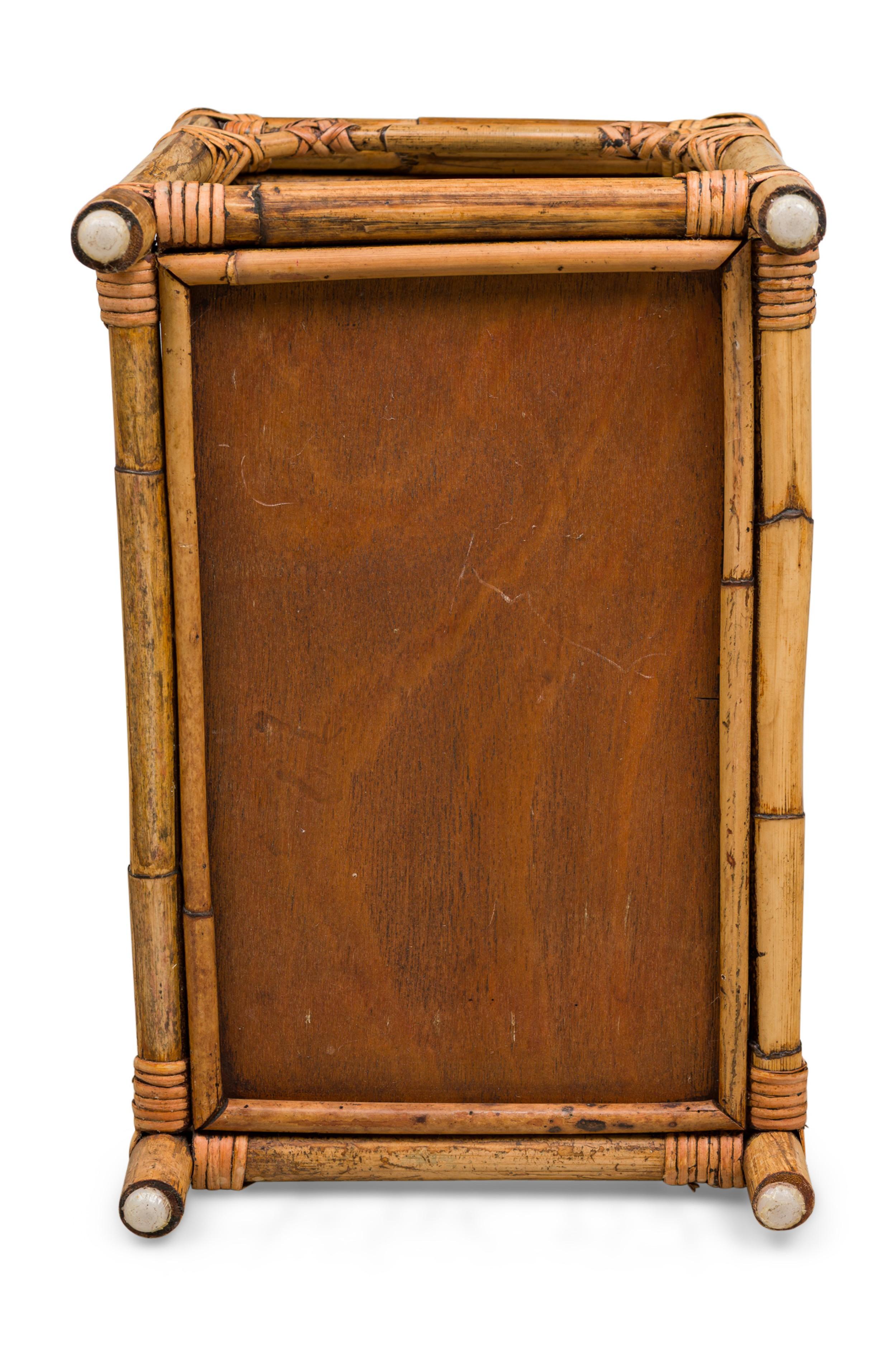 Bamboo Mid-Century small rectangular end / occasional table For Sale 5