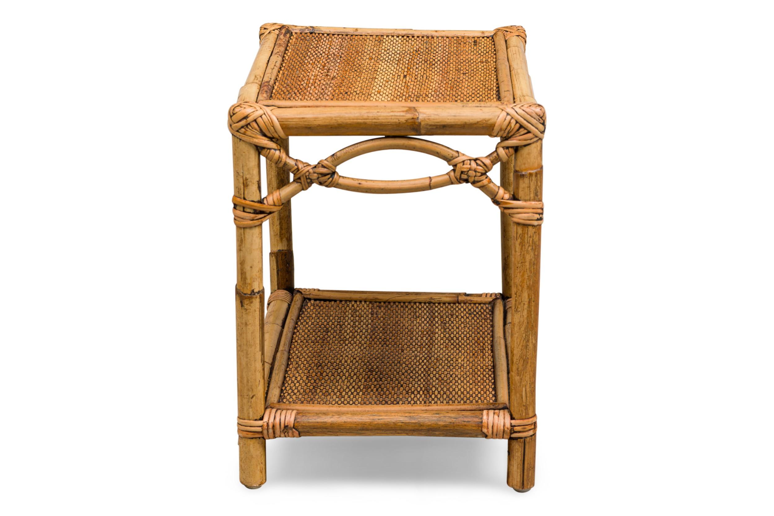 Bamboo Mid-Century small rectangular end / occasional table In Good Condition For Sale In Queens, NY