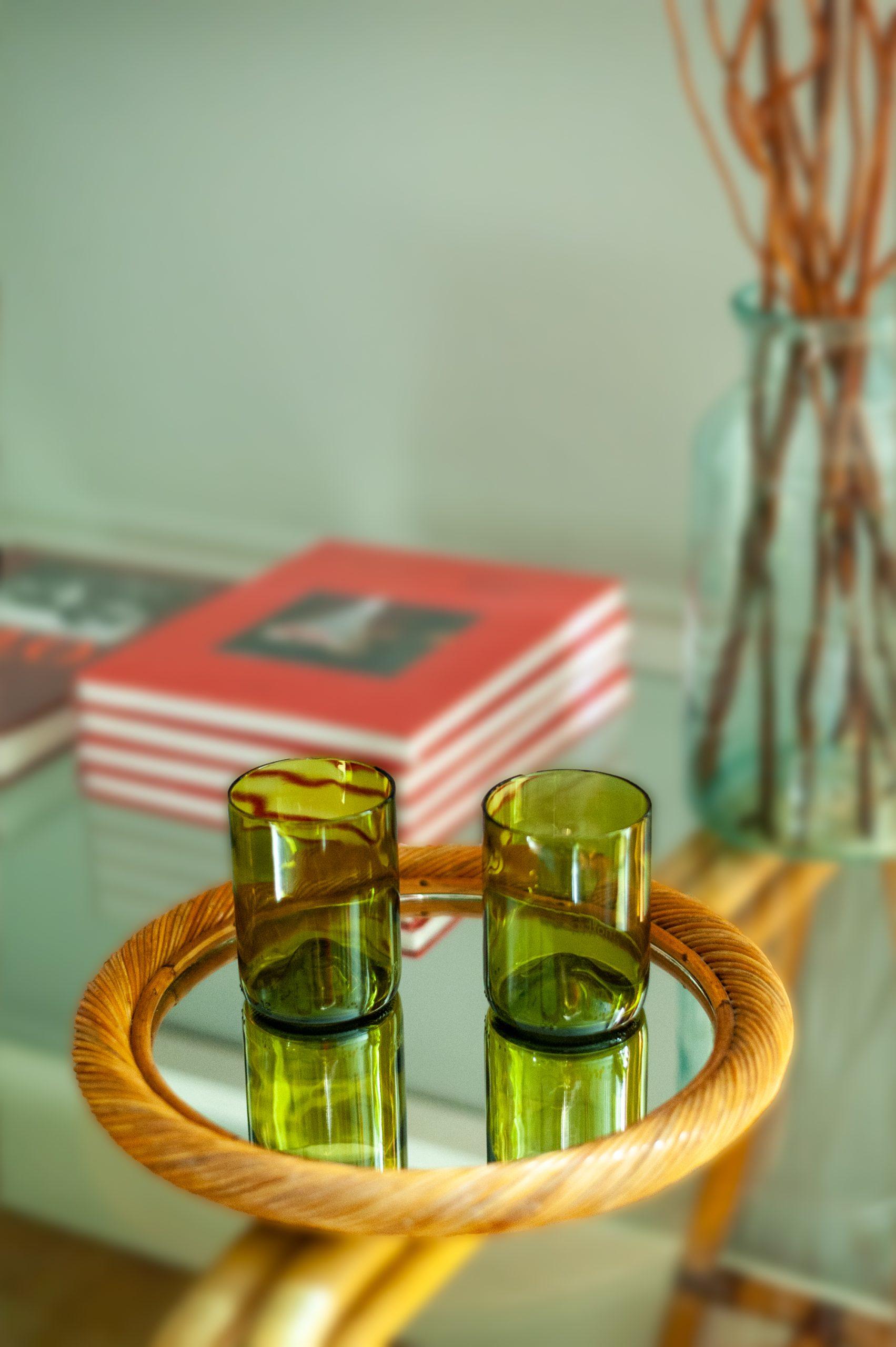 Fine XX secolo Specchio/vassoio in bambù in vendita