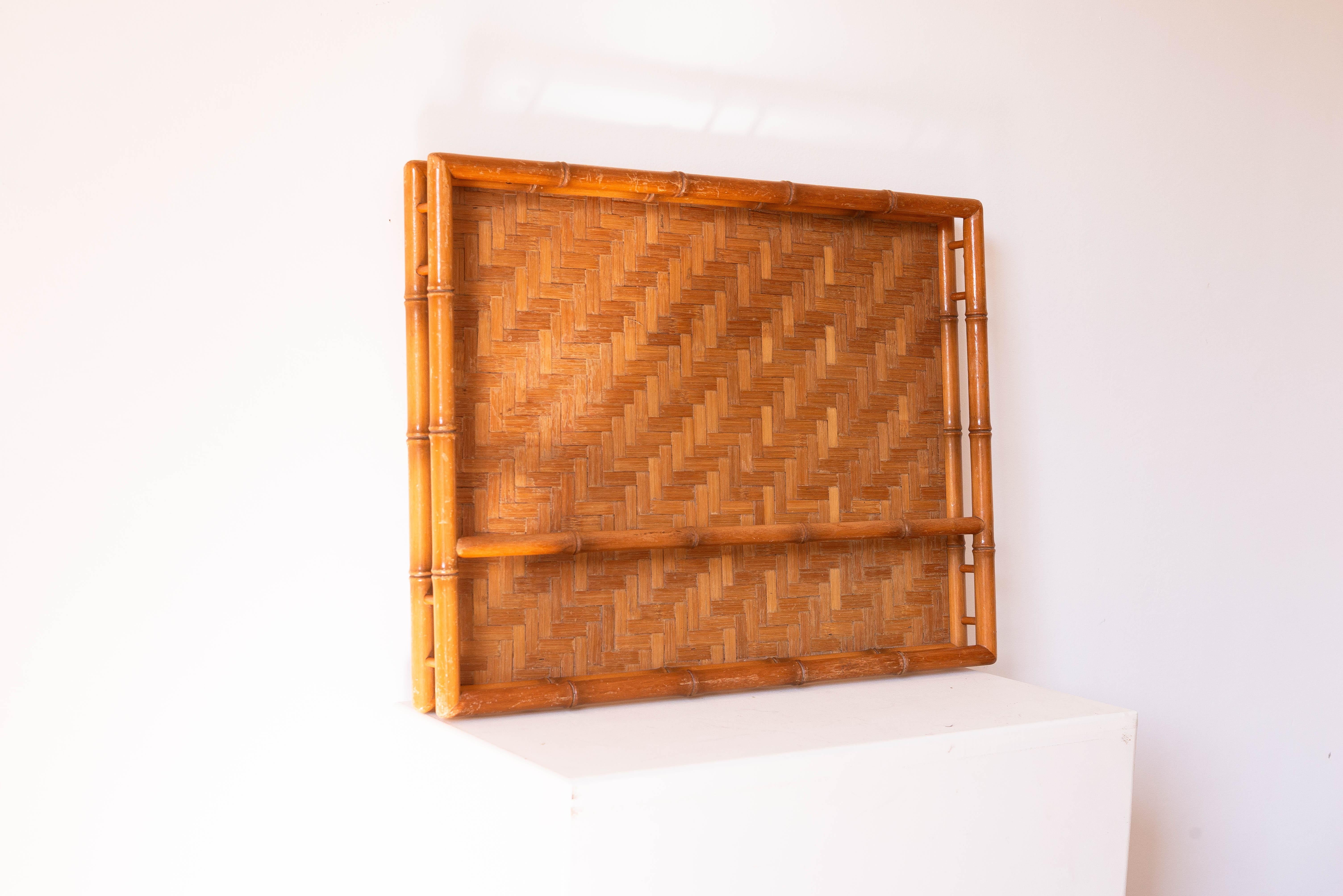 Serviertablett aus Bambus und Eiche - Frühstückstablett - Mid-Century Modern, Frankreich 1960s (Holzarbeit) im Angebot