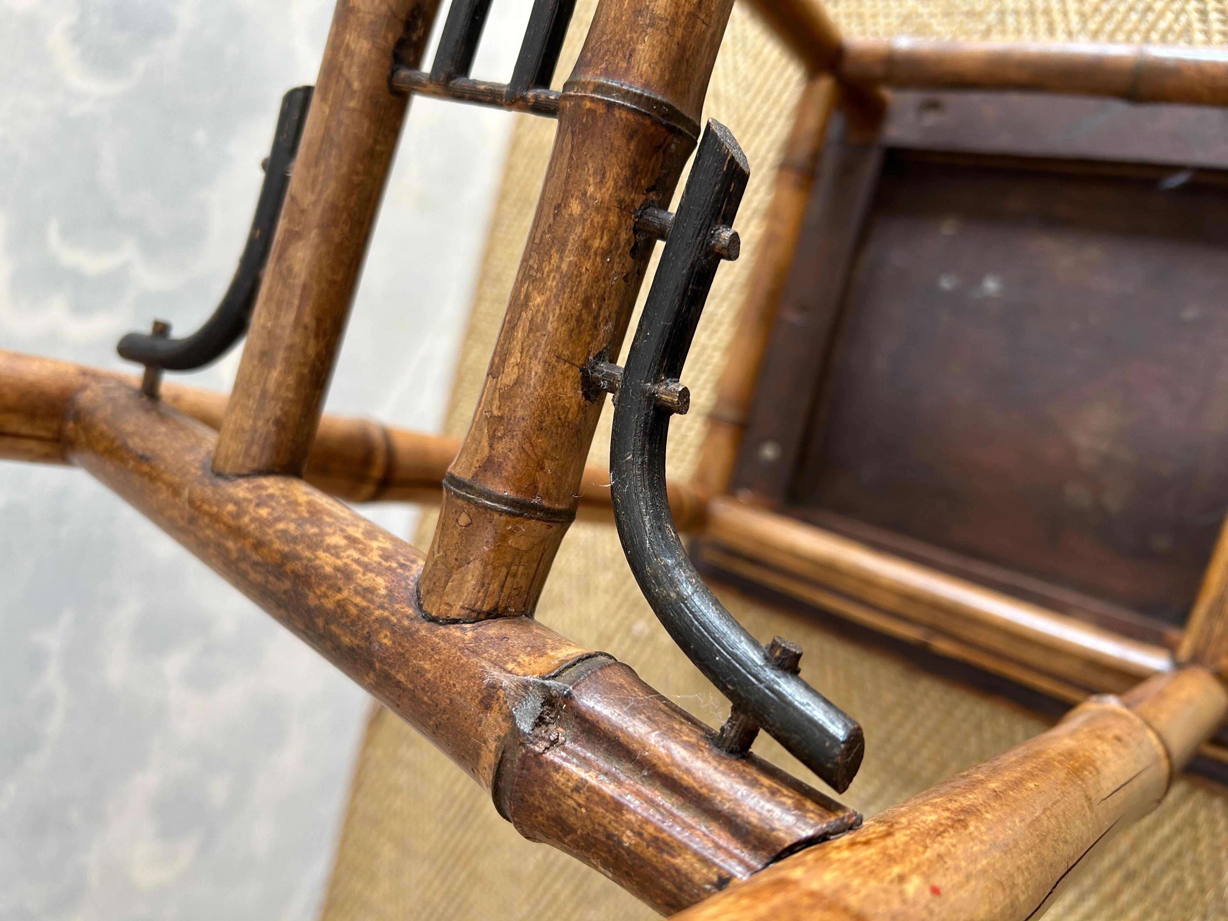 Bambou Bamboo Pedestal Table with Hand Painted Bird And Flower Motif, France, 19th Cent en vente