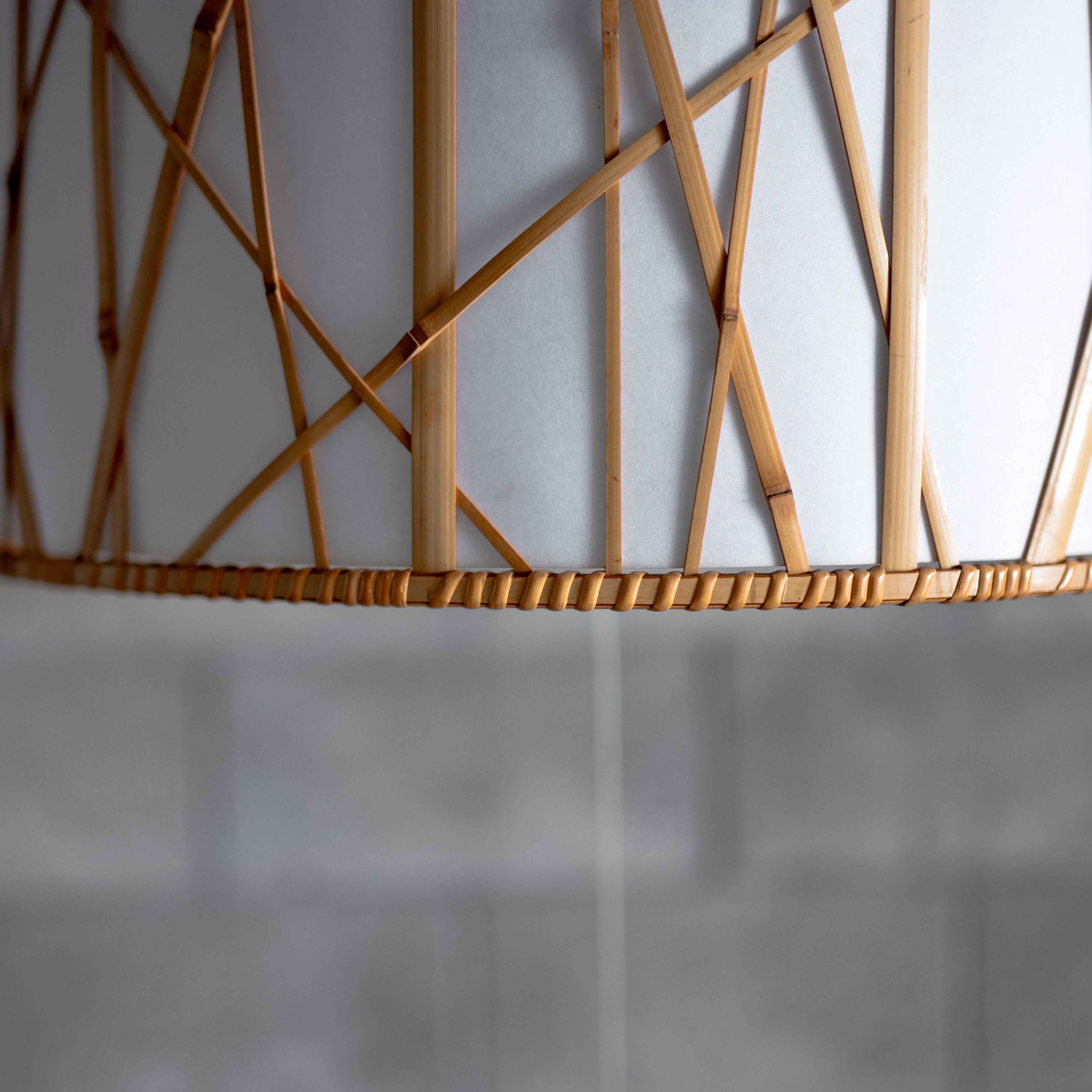 20ième siècle Lampe suspendue en bambou par Shosaku Kondo pour Yamagiwa, Japon en vente