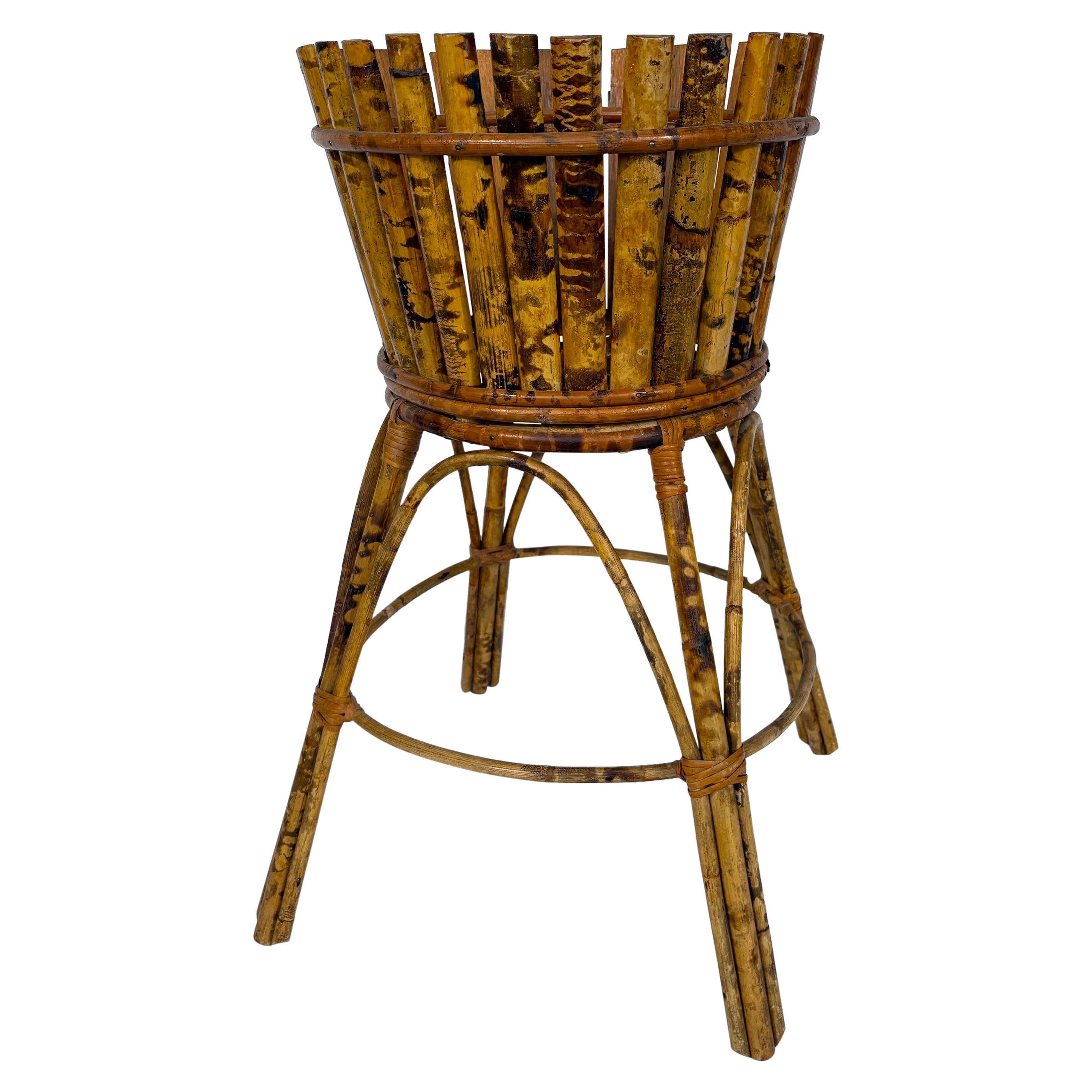 Pflanzenständer aus Bambus