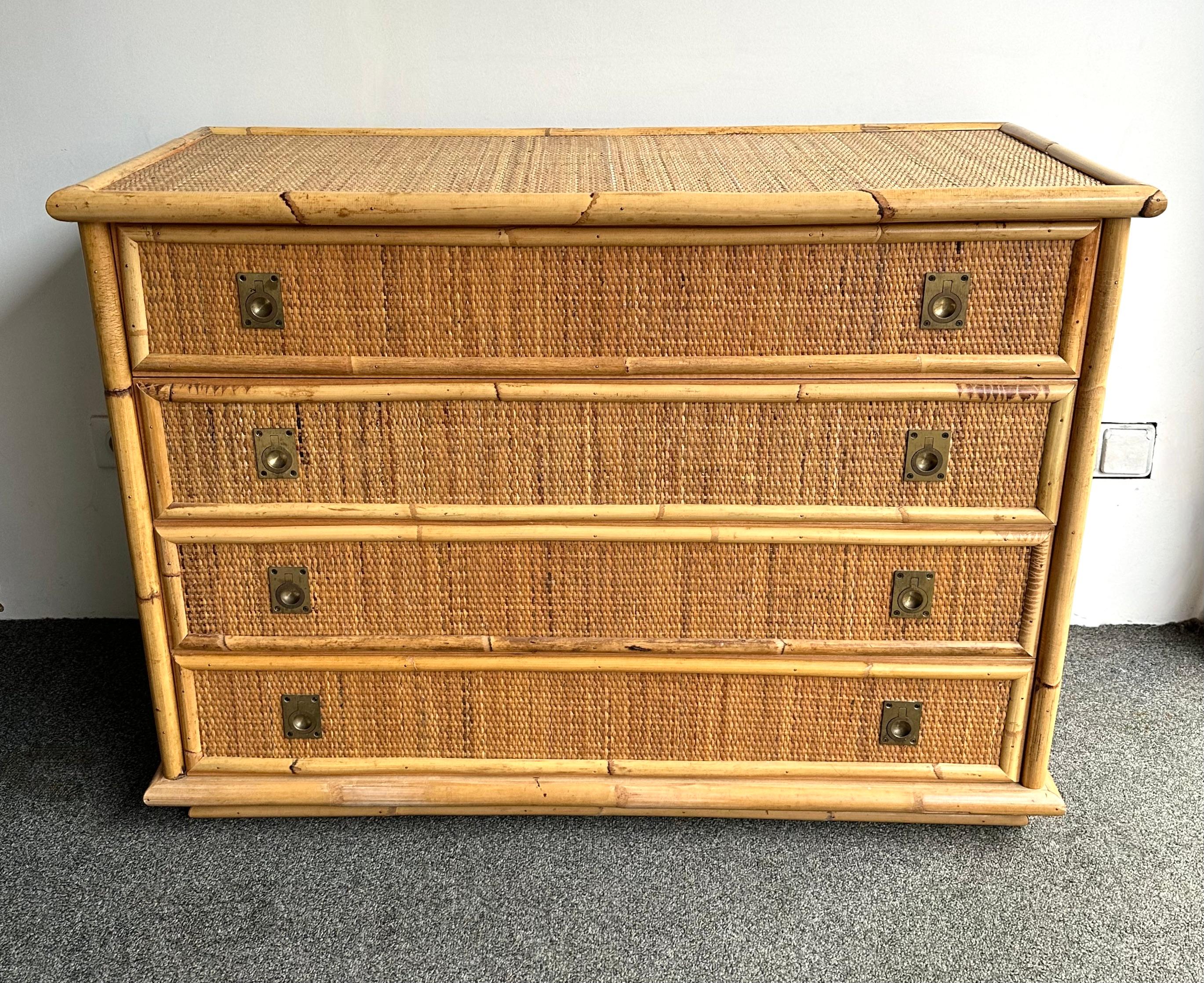 Bamboo Rattan and Brass Chest of Drawers by Dal Vera, Italy, 1970s In Good Condition For Sale In SAINT-OUEN, FR