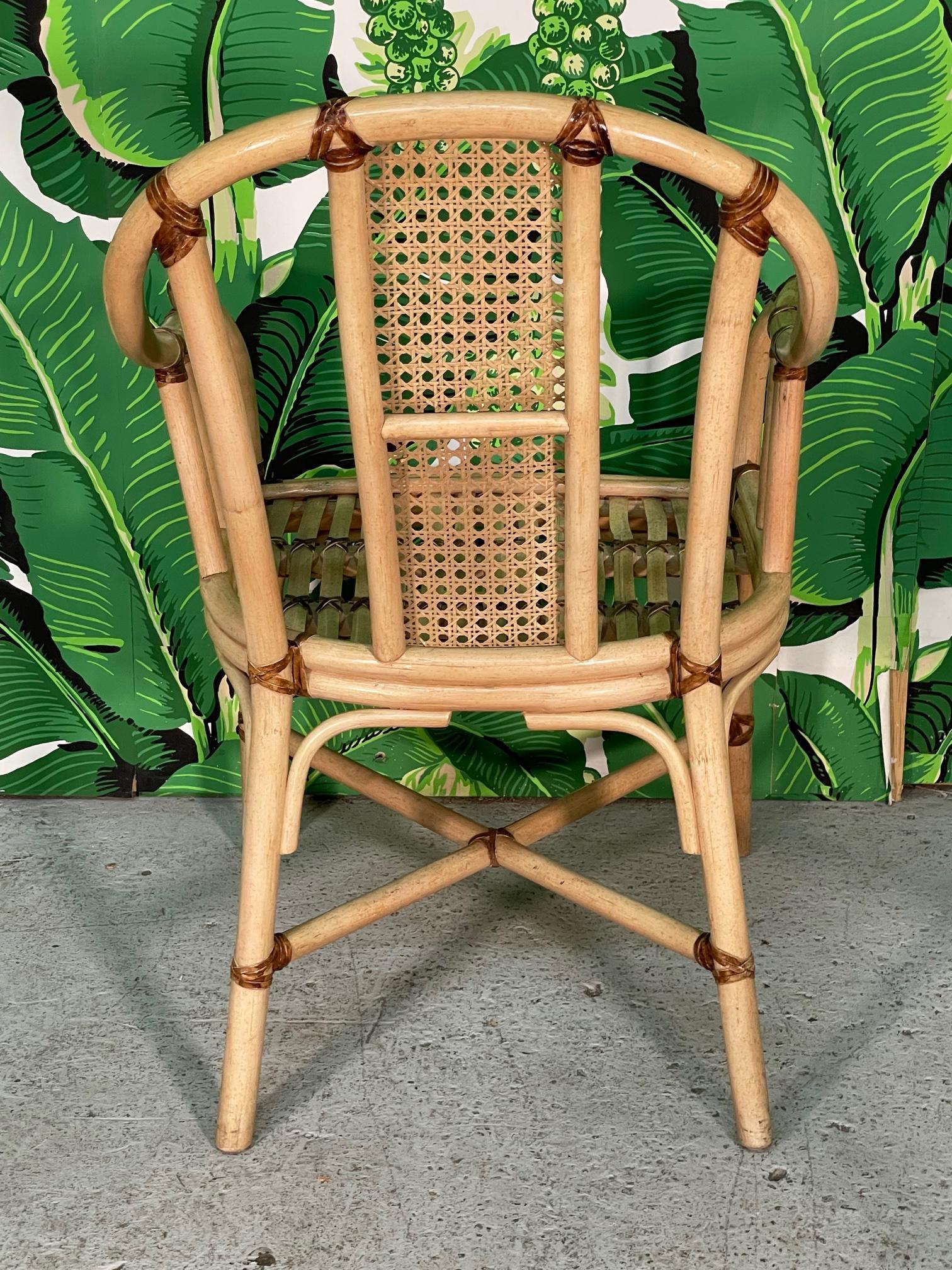 20ième siècle Chaises de salle à manger en rotin de bambou et rotin de canne de Drexel Heritage en vente