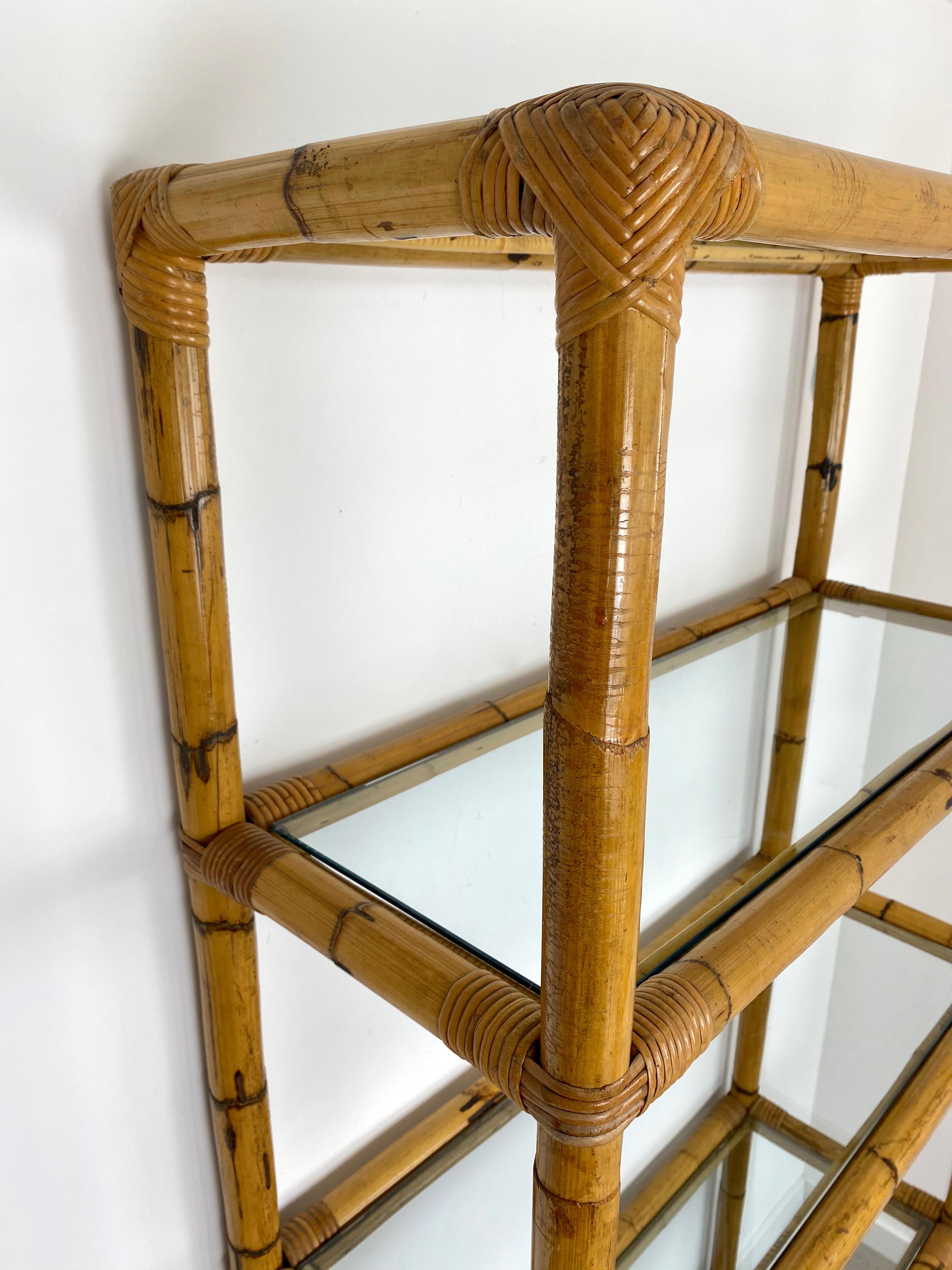 Mid-Century Modern Bamboo Rattan and Glass Bookcase Étagère, Italy, 1960s For Sale