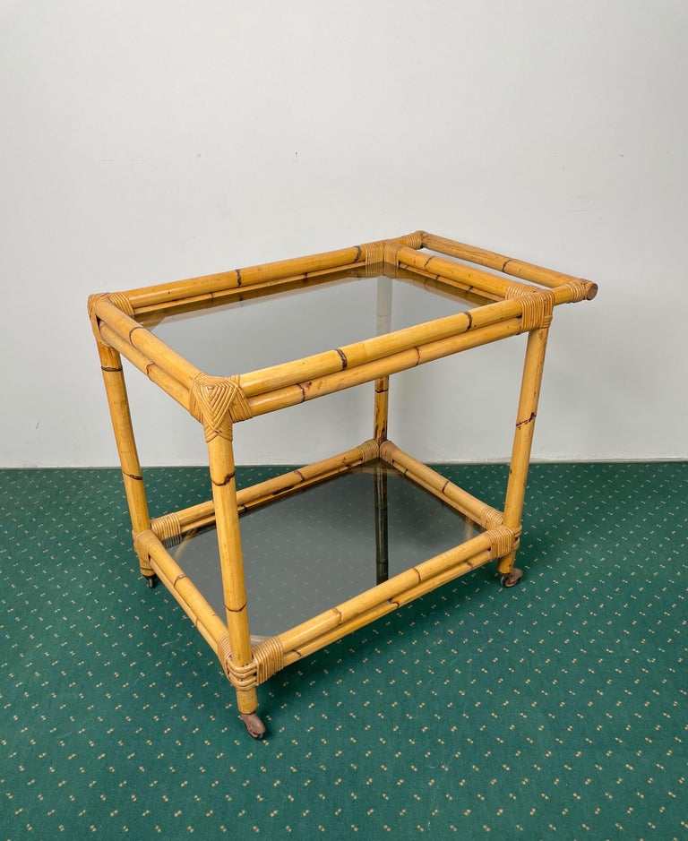 Bamboo Rattan and Smoked Glass Bar Serving Cart Trolley, Italy, 1960s For Sale 8