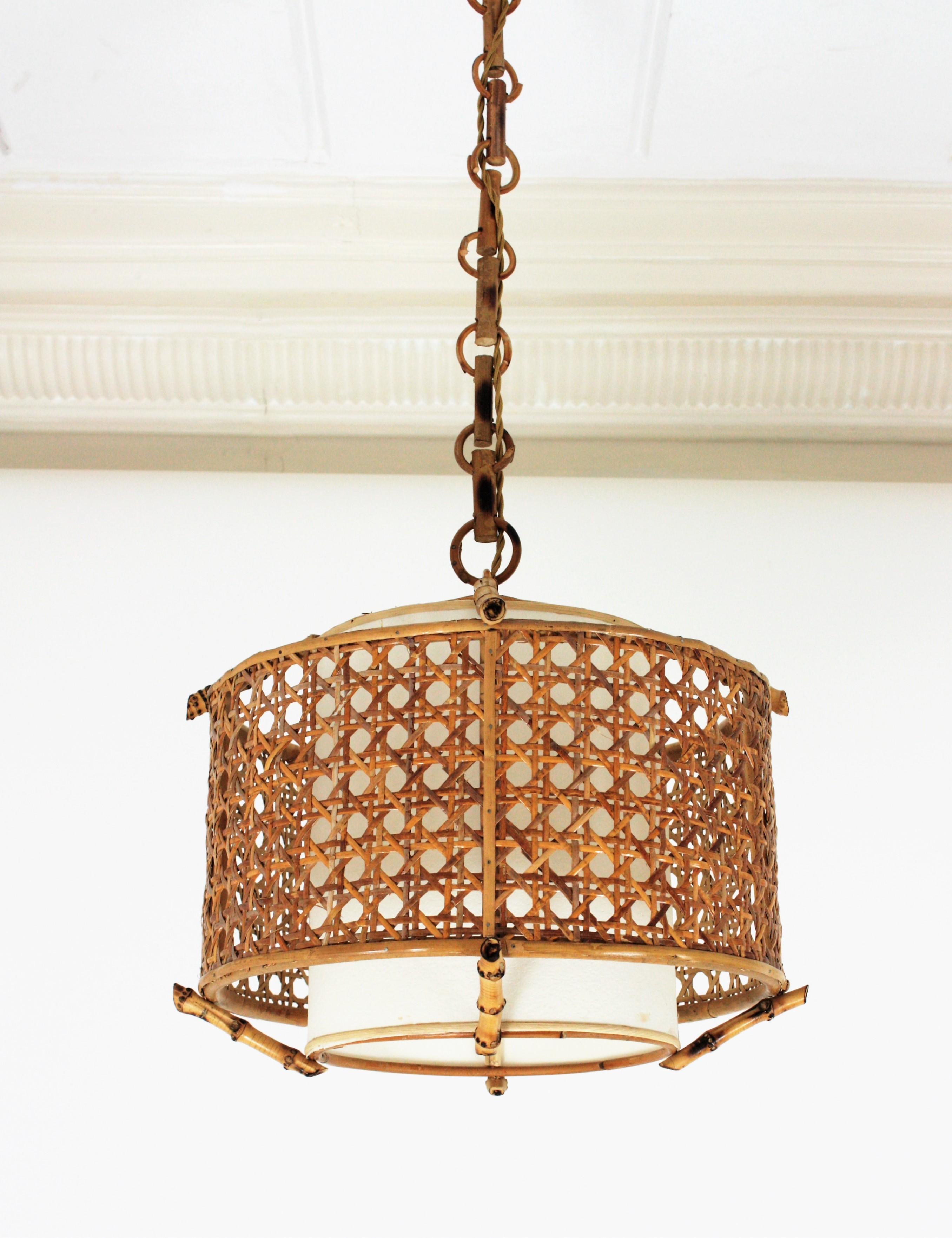 Bamboo Rattan and Wicker Weave Drum Pendant Lamp or Lantern with Tiki Accents In Good Condition In Barcelona, ES