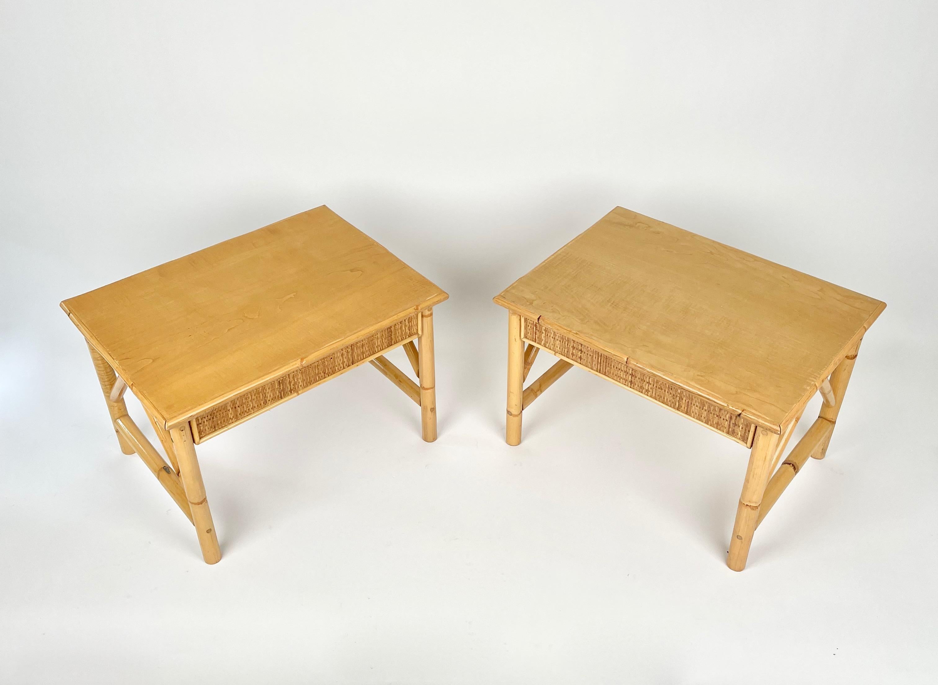 Bamboo, Rattan and Wood Pair of Side Coffee Tables, Italy 1980s In Good Condition For Sale In Rome, IT