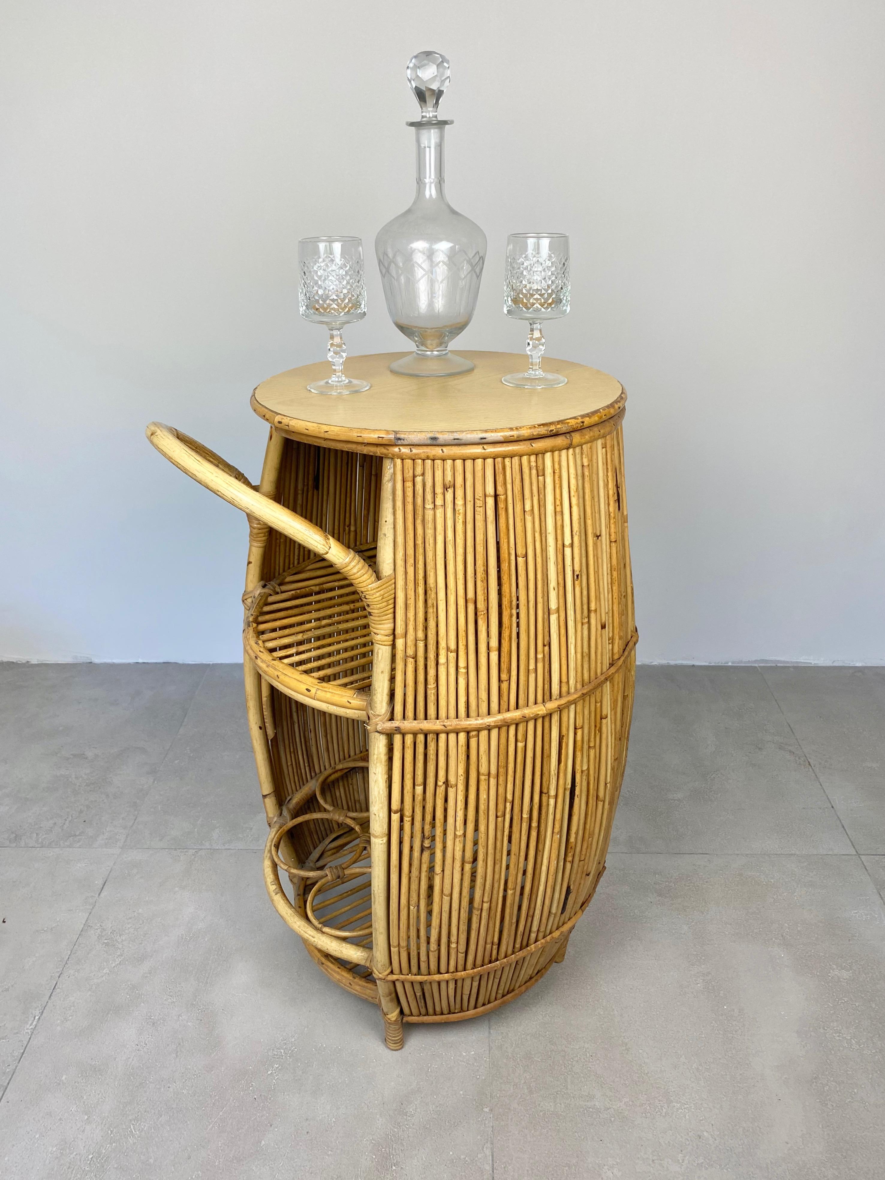 Mid-20th Century Bamboo Rattan Barrel Bar Cart Cabinet, Italy, 1960s For Sale