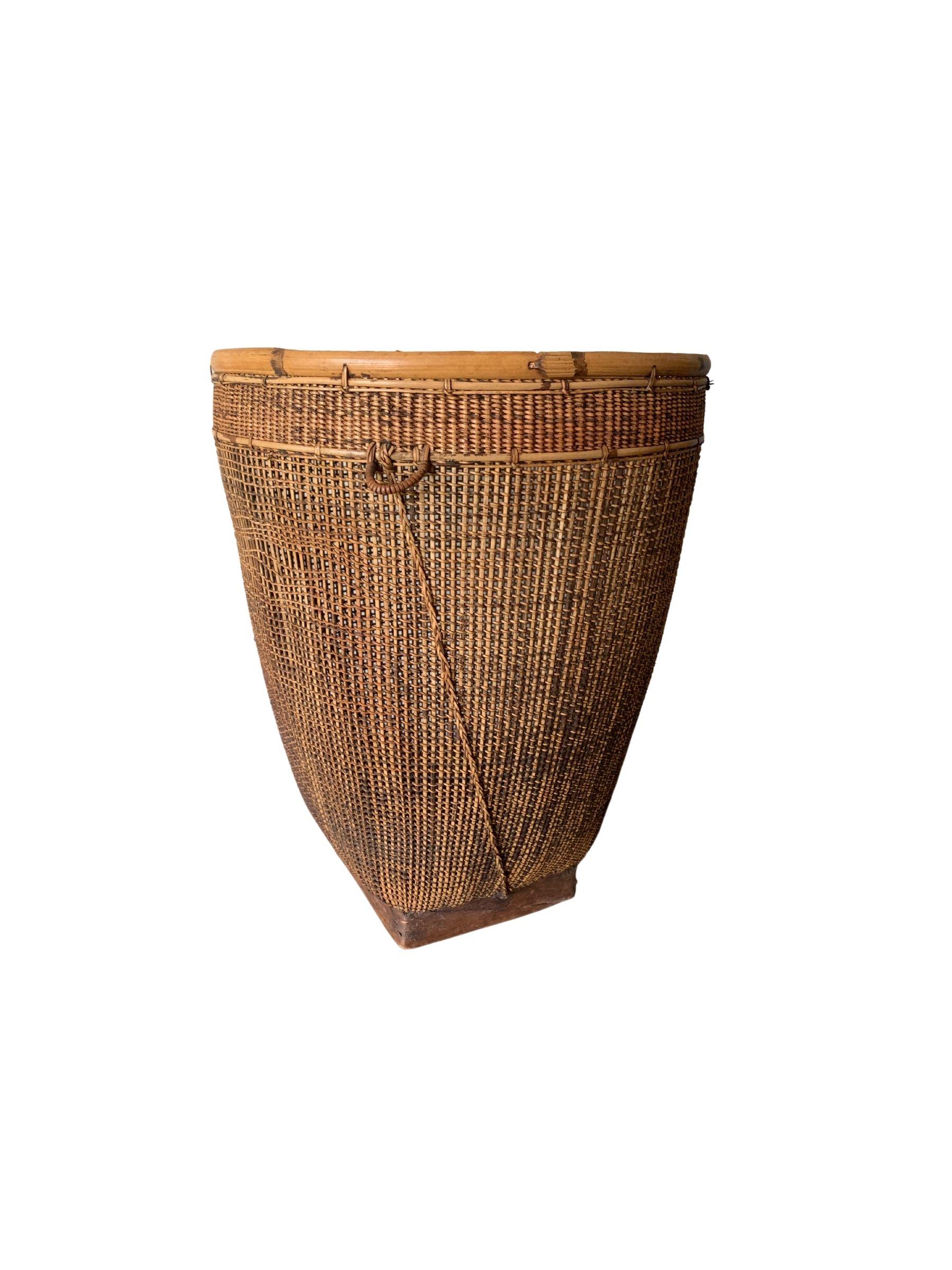 Indonesian Bamboo & Rattan Basket from Dayak Tribe, Hand-Crafted Borneo, Indonesia, c. 1950 For Sale