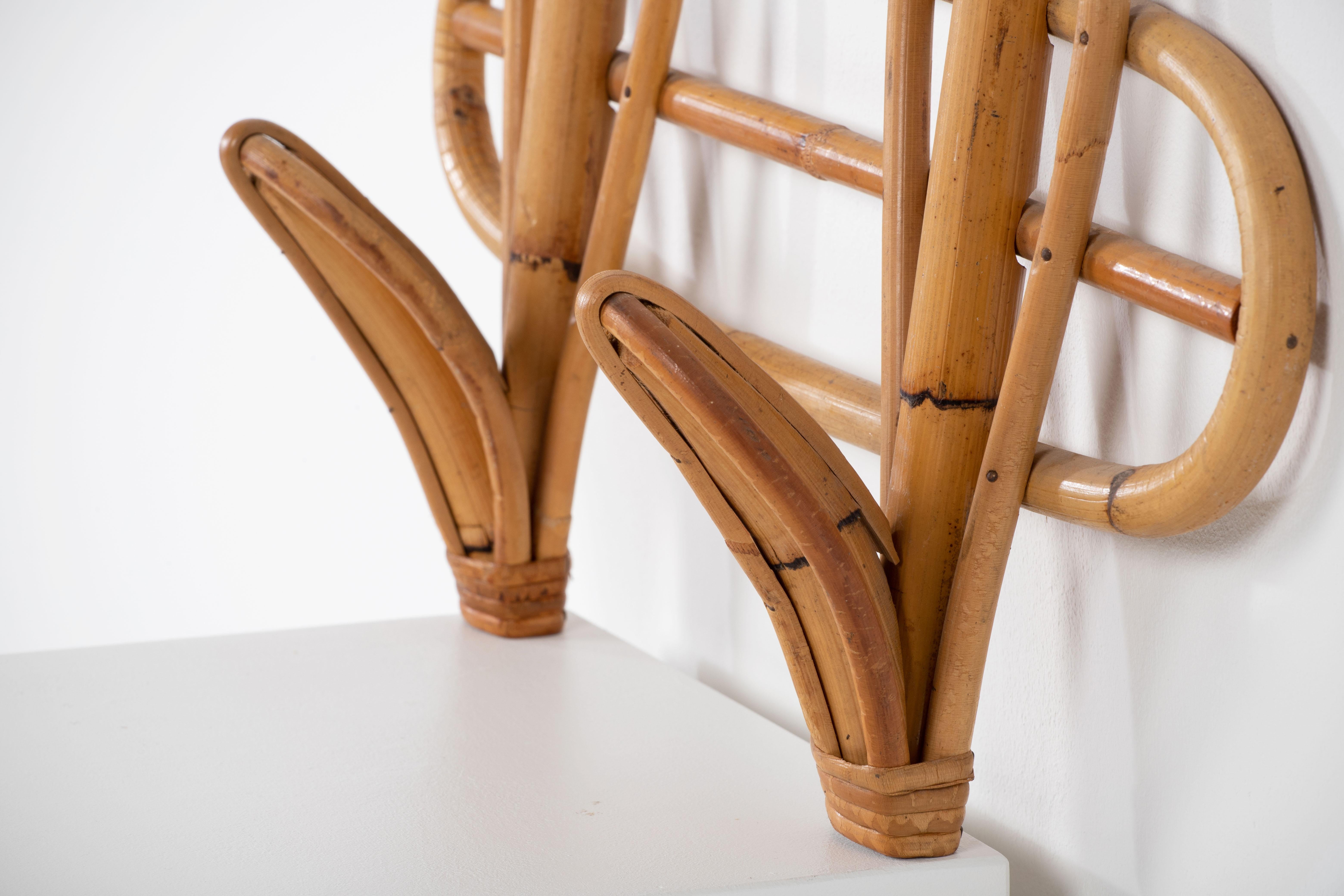 Bamboo Rattan Bohemian French Riviera Coat Hanger Rack Stand, A pair,  1960s In Good Condition For Sale In Wiesbaden, DE