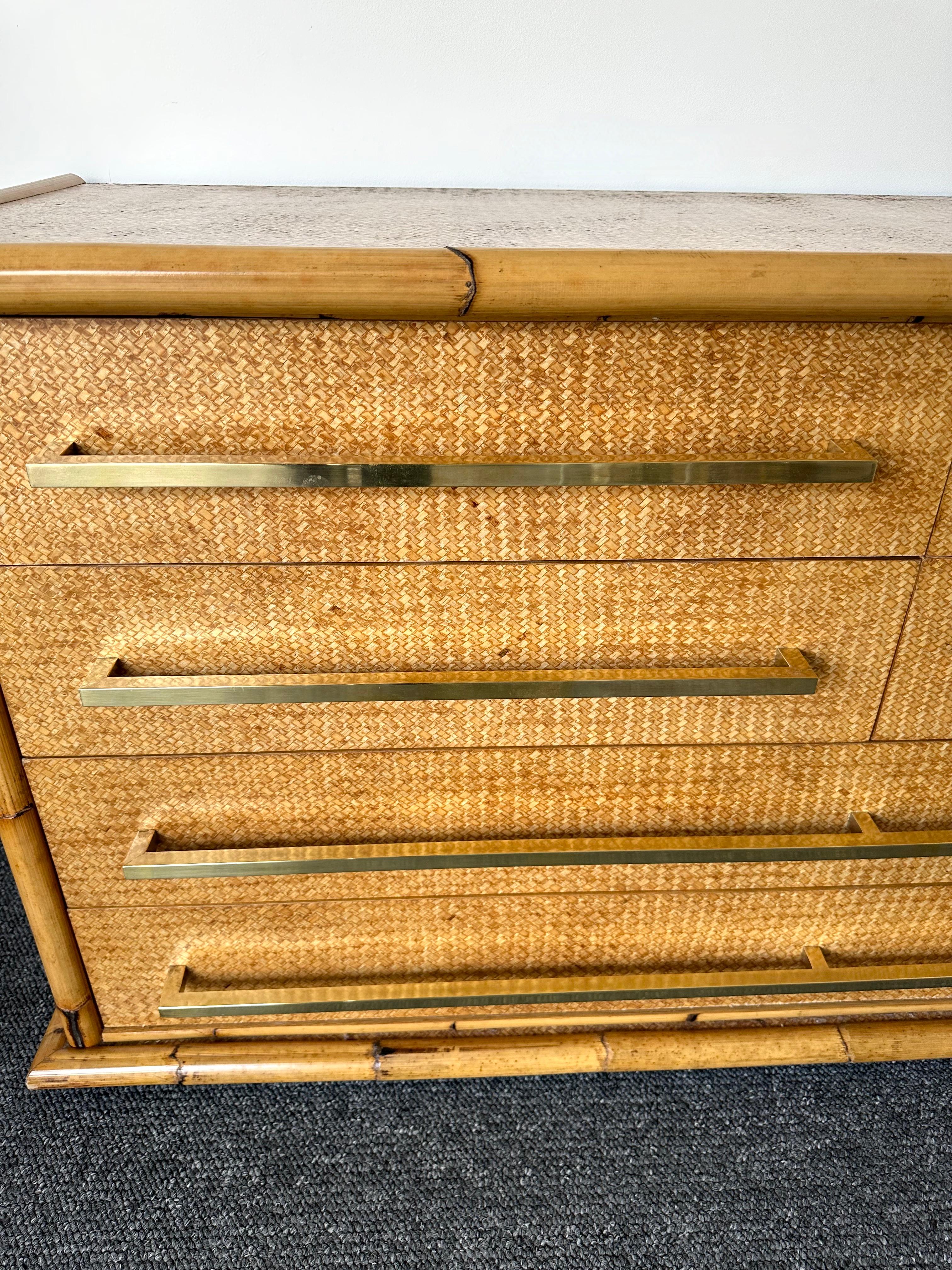 Ottone Cassettiera in ottone e rattan di Bamboo di Vivai Del Sud. Italia, anni '70 in vendita