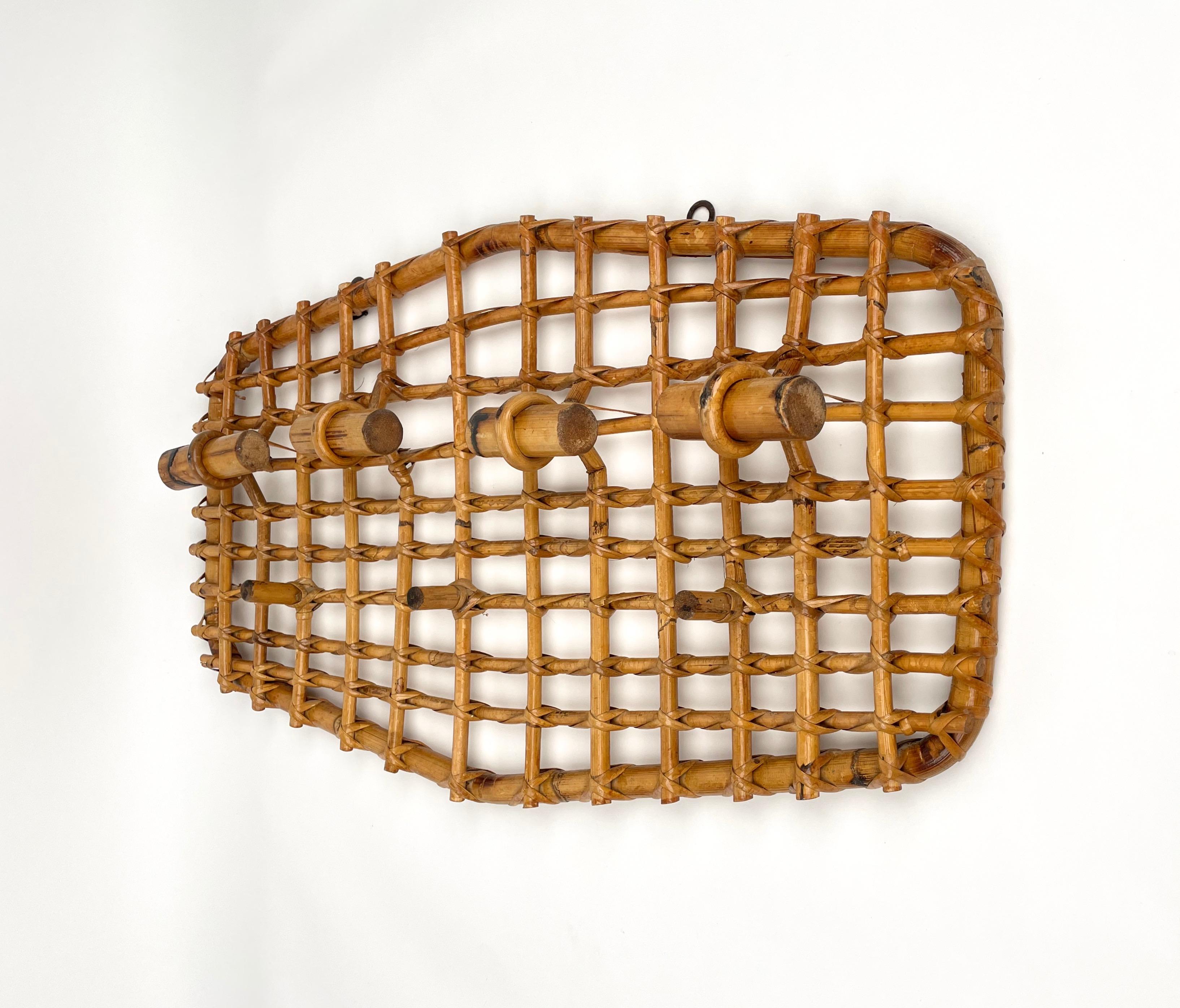 Bamboo & Rattan Coat Rack Hanger Attributed to Olaf von Bohr, Italy, 1950s In Good Condition For Sale In Rome, IT