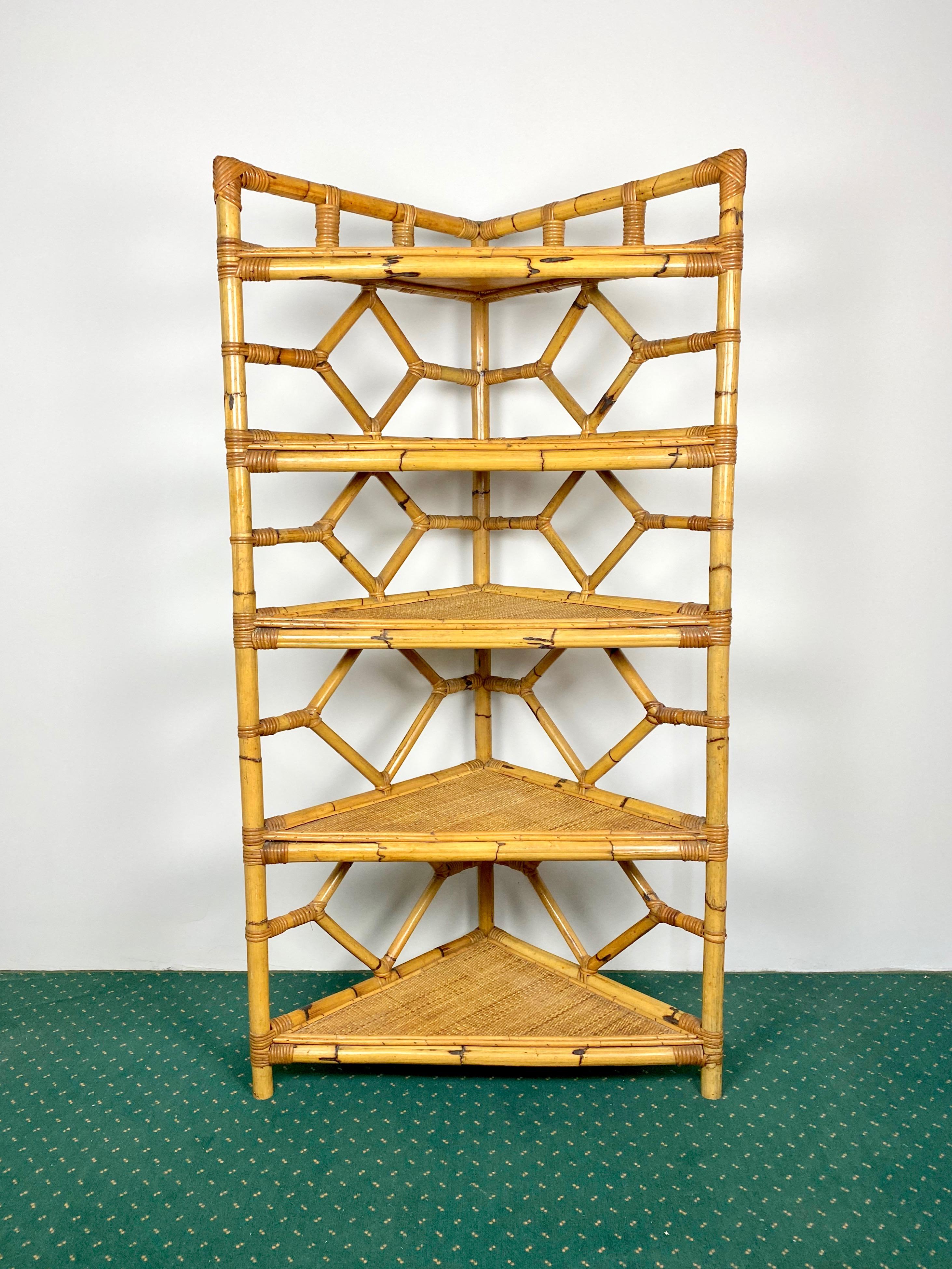 Corner cupboard and bookcase in bamboo and rattan attributed to Vivai Del Sud, made in Italy in the 1970s.