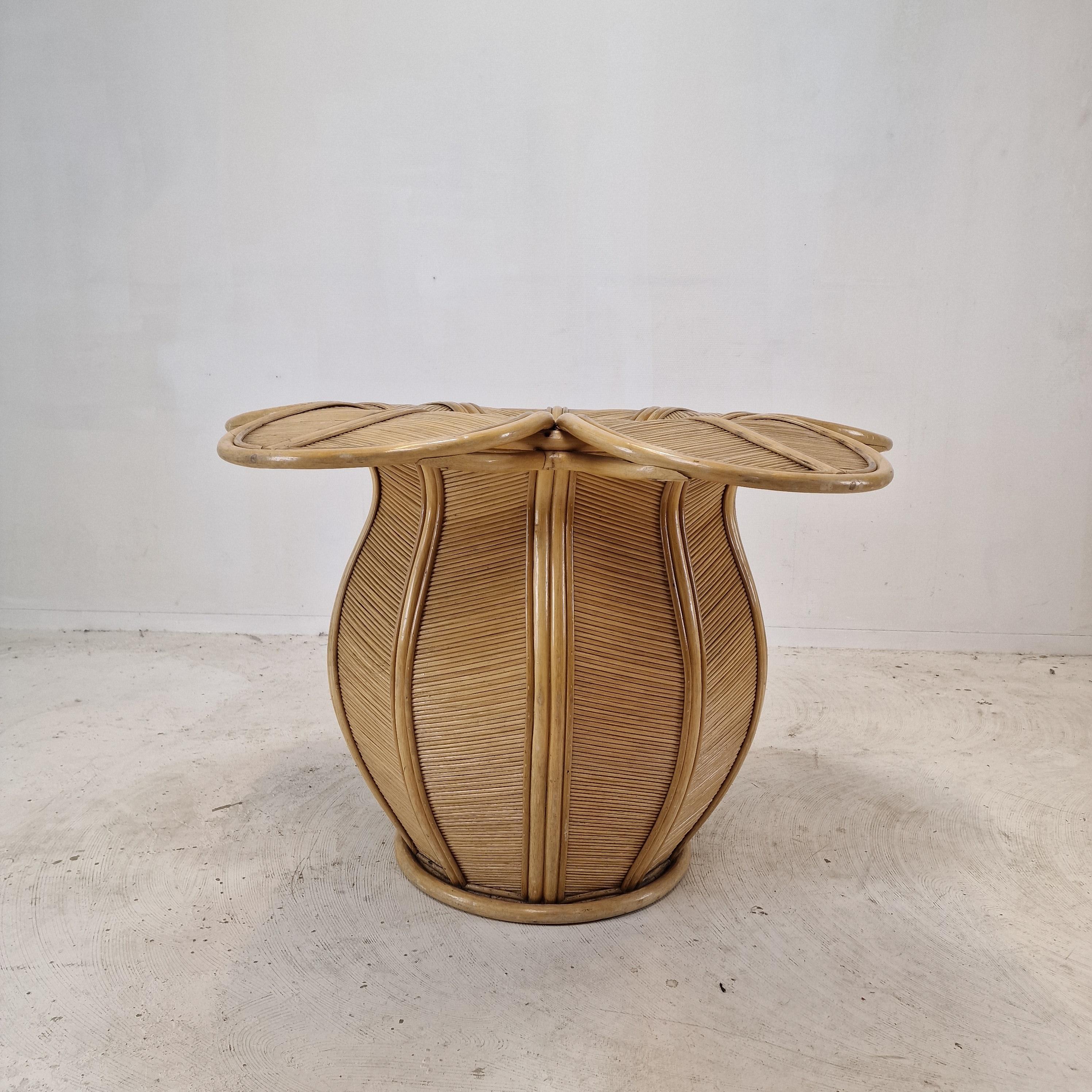 Base de mesa de comedor de ratán de bambú, años 80 finales del siglo XX en venta