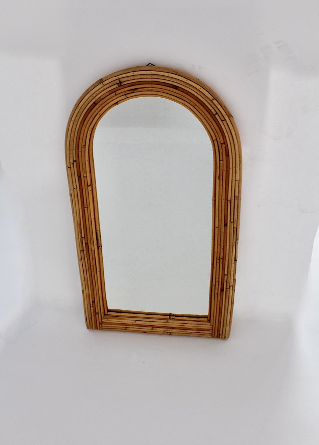 Bamboo Rattan Mid Century Modern Vintage Wall Mirror 1970s France In Good Condition For Sale In Vienna, AT
