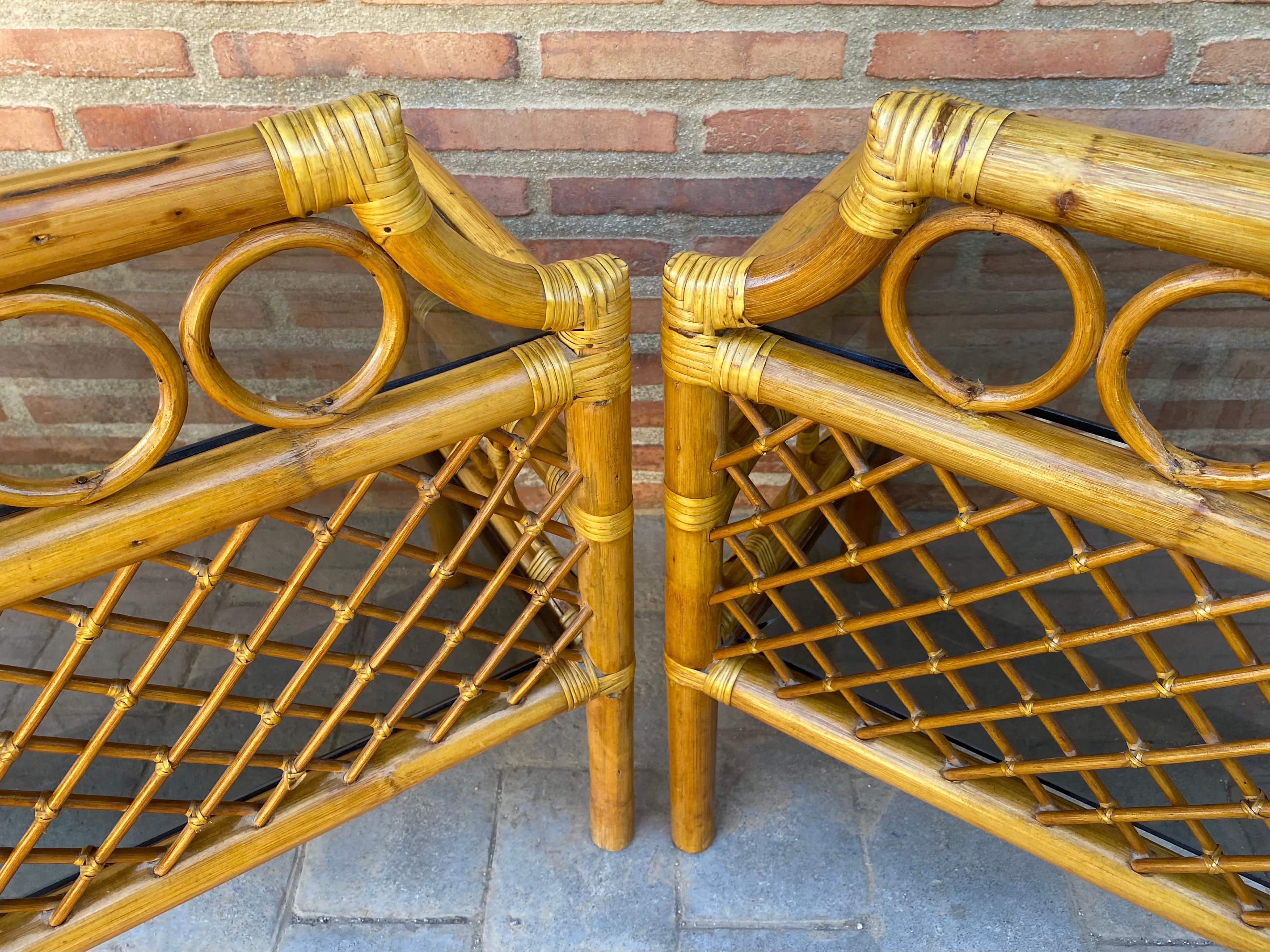 Bamboo & Rattan Nightstands With Low Glass Shelves, Italy, 1960s, Set Of 2 For Sale 1