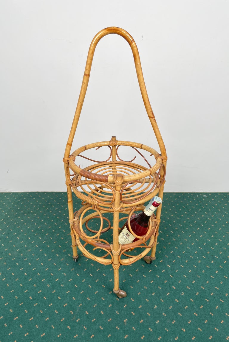 Mid-Century Modern Bamboo Rattan Round Serving Bar Cart & Bottle Holder, Italy, 1960s For Sale