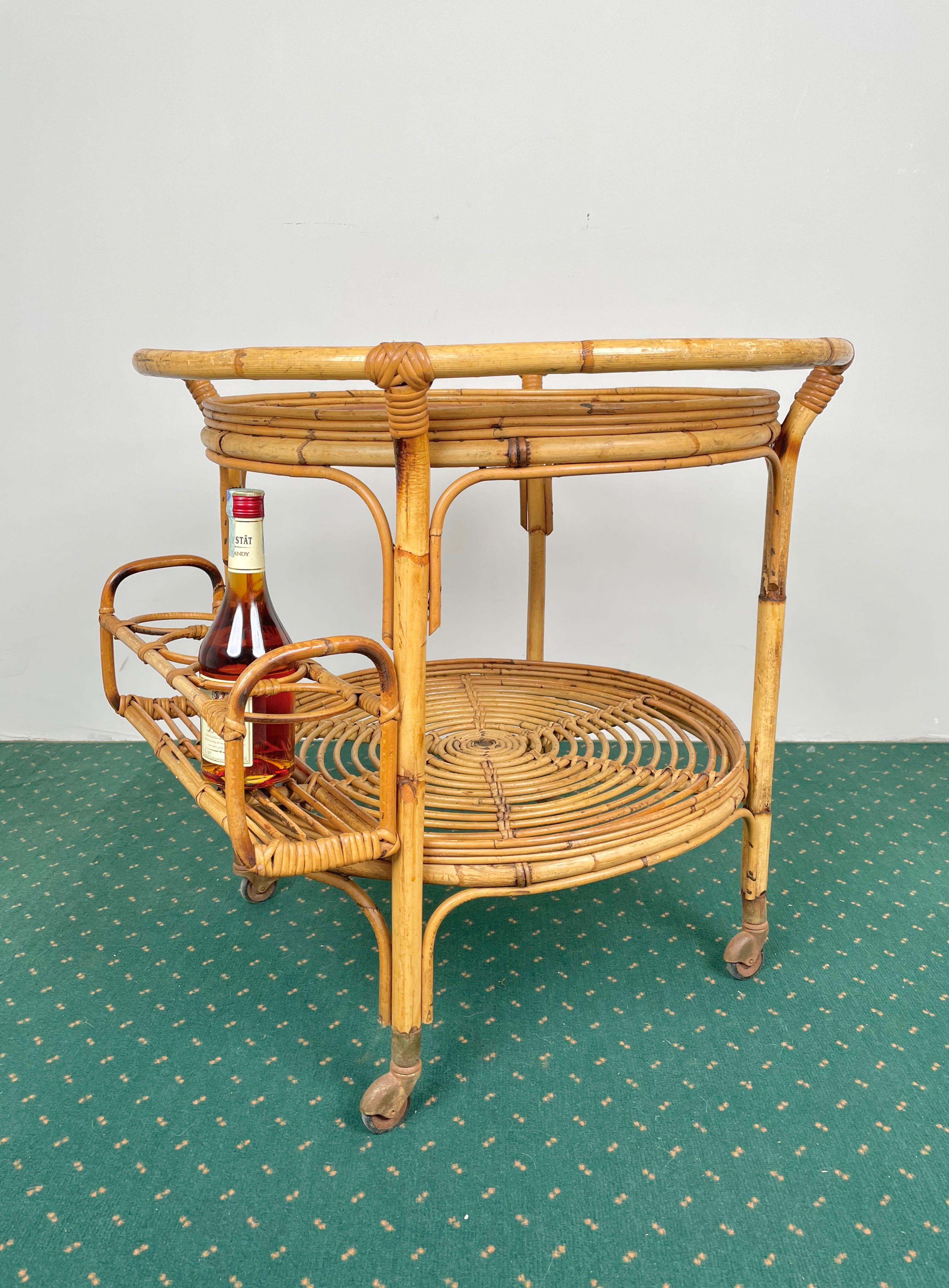 Bamboo & Rattan Round Serving Bar Cart Trolley, Italy, 1960s For Sale 1