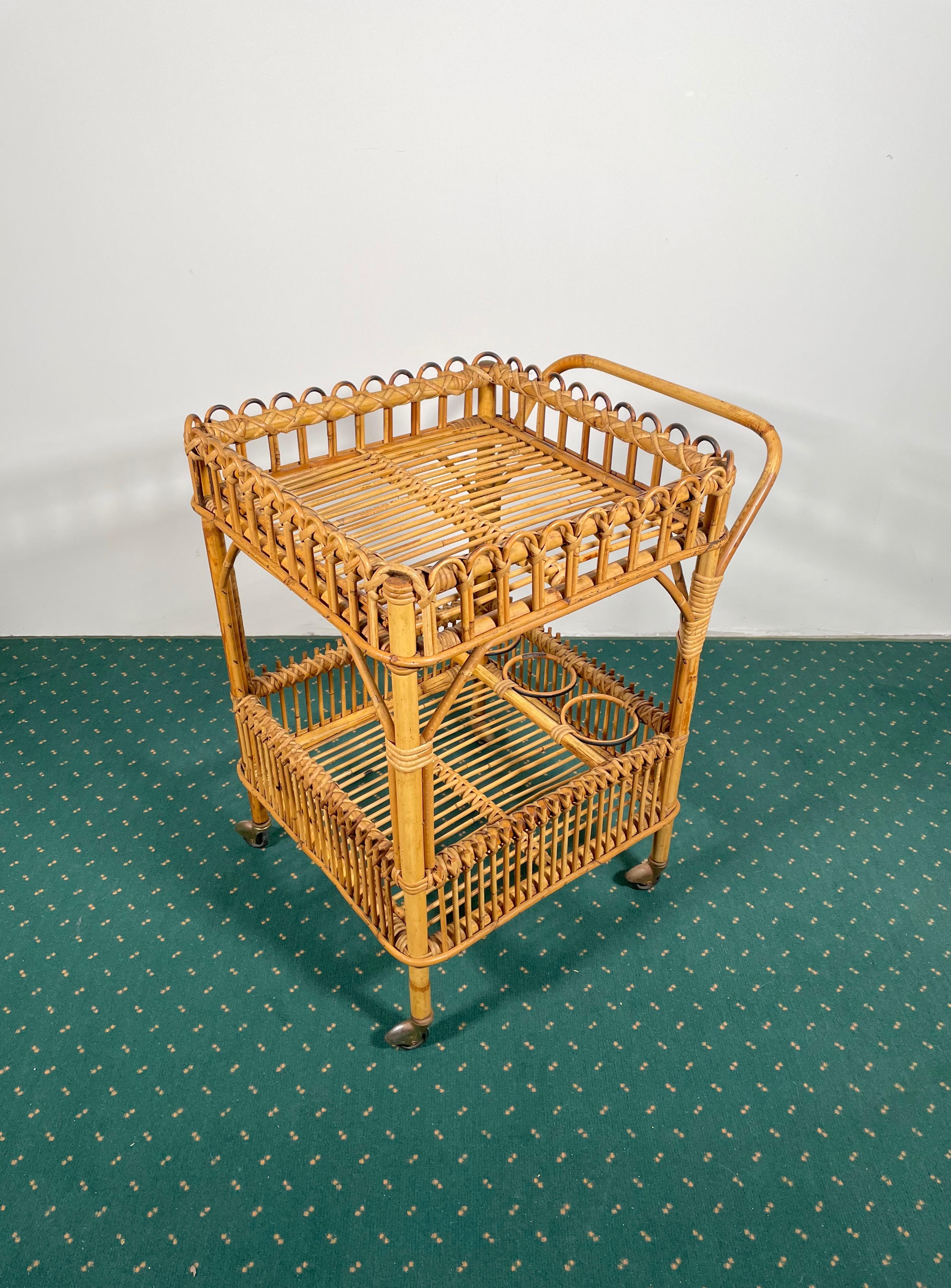 Mid-20th Century Bamboo Rattan Serving Bar Cart Trolley, Italy, 1960s