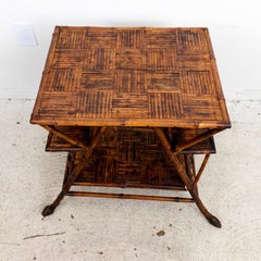 Table d'appoint en bambou et rotin