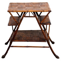 Table d'appoint en bambou et rotin