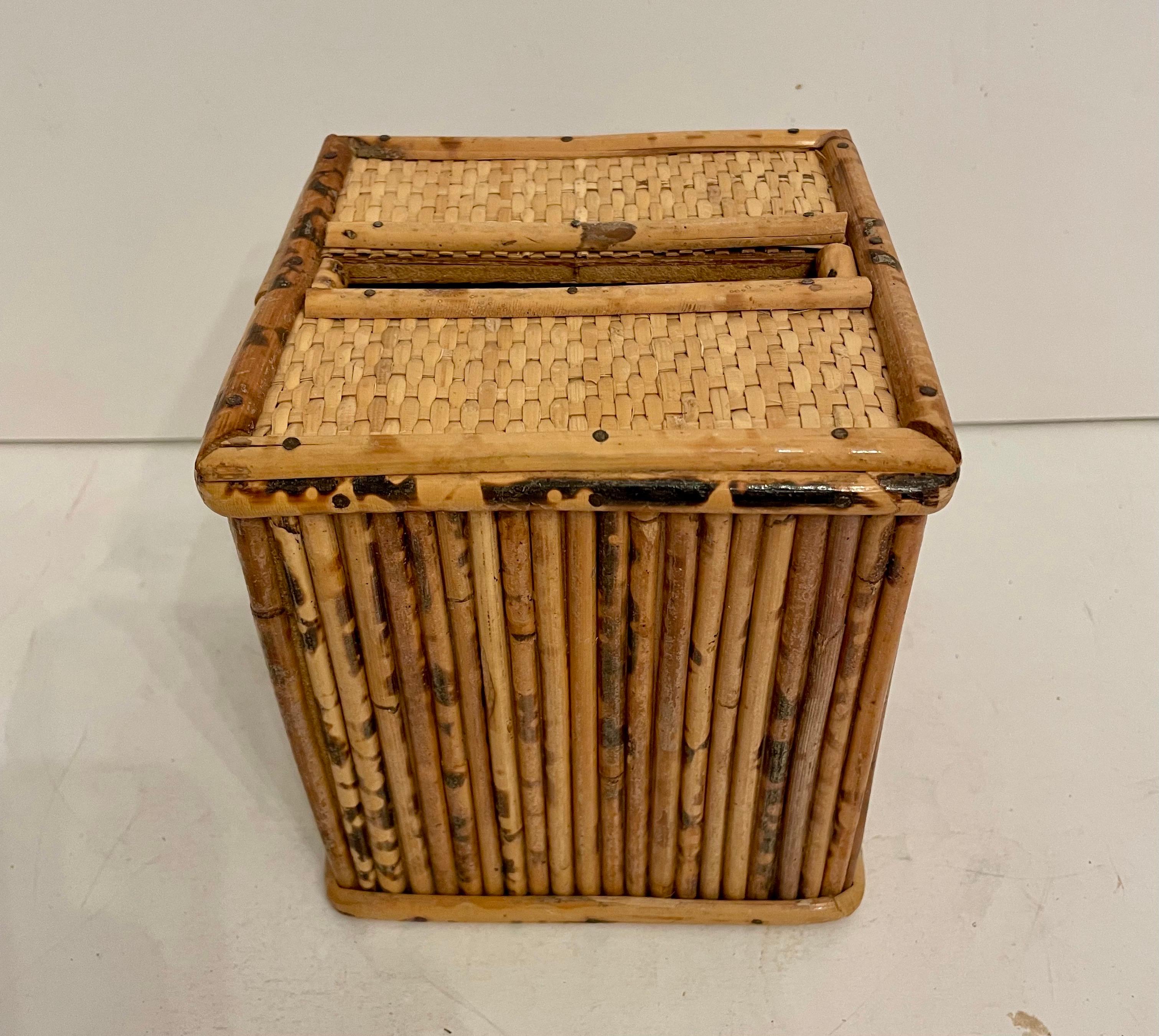 Hong Kong Bamboo Rattan Tissue Box Cover Holder in vendita