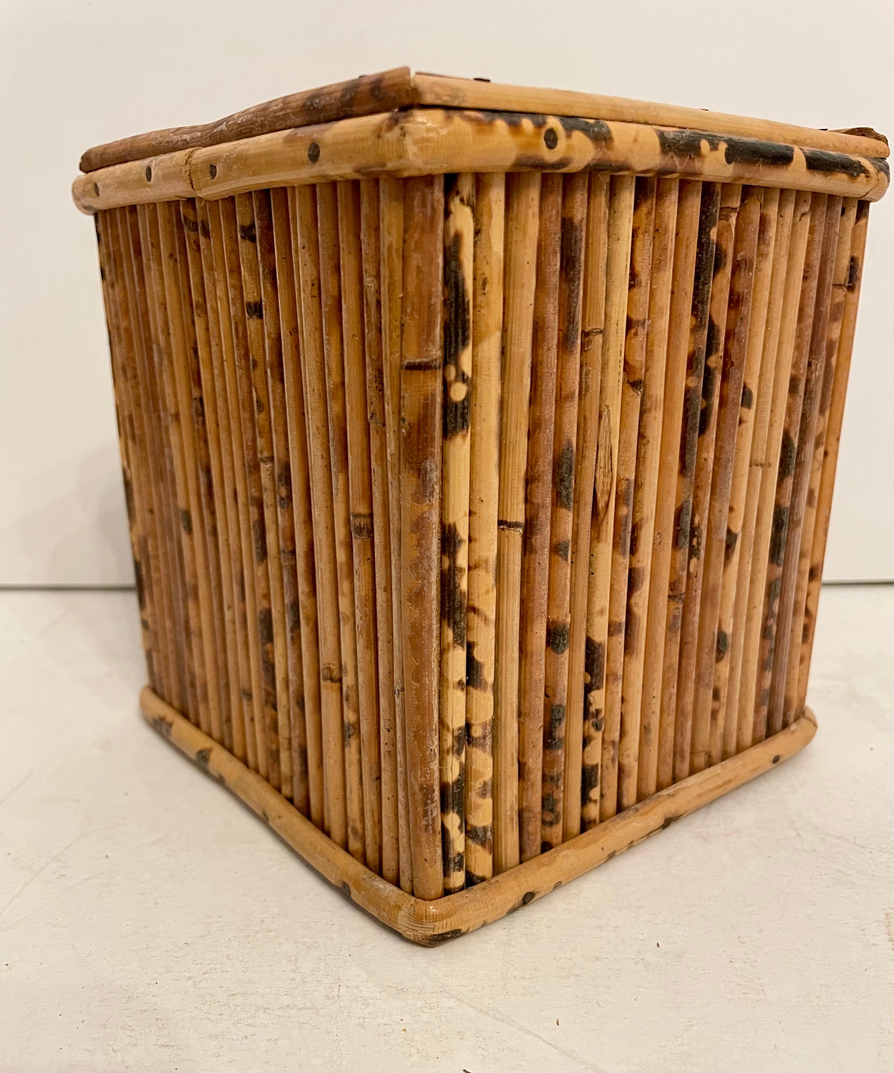XX secolo Bamboo Rattan Tissue Box Cover Holder in vendita