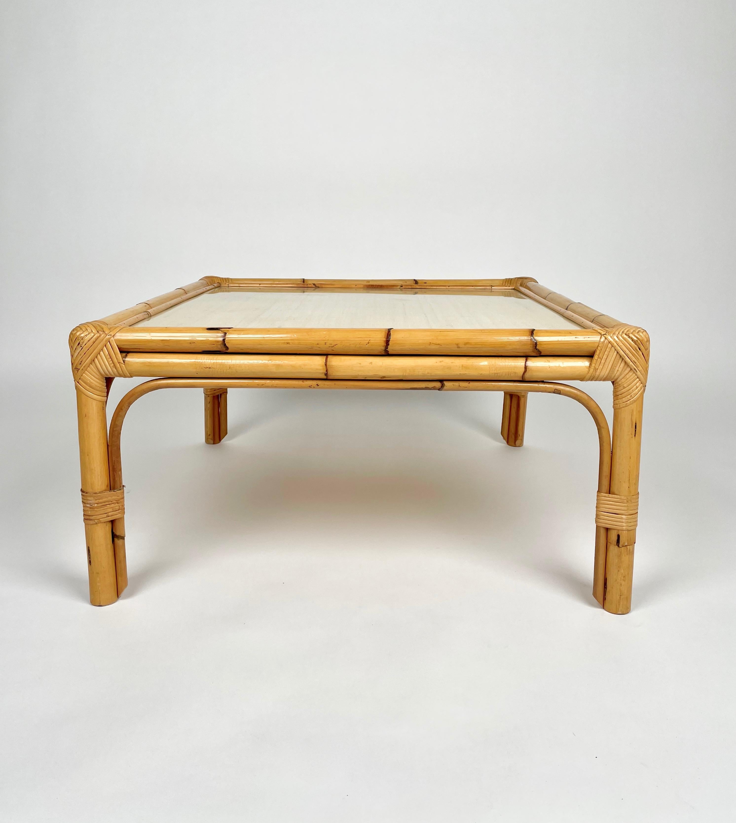 Quadratischer Couchtisch aus Bambus, Rattan und Korbweide, Italien, 1960er Jahre im Angebot 4